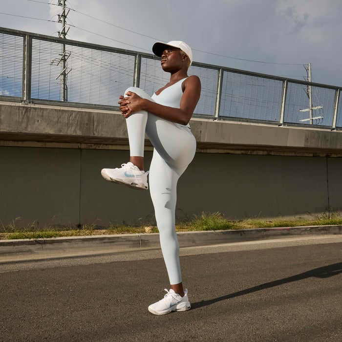 Womens Zoom Bella 6 Training Shoe