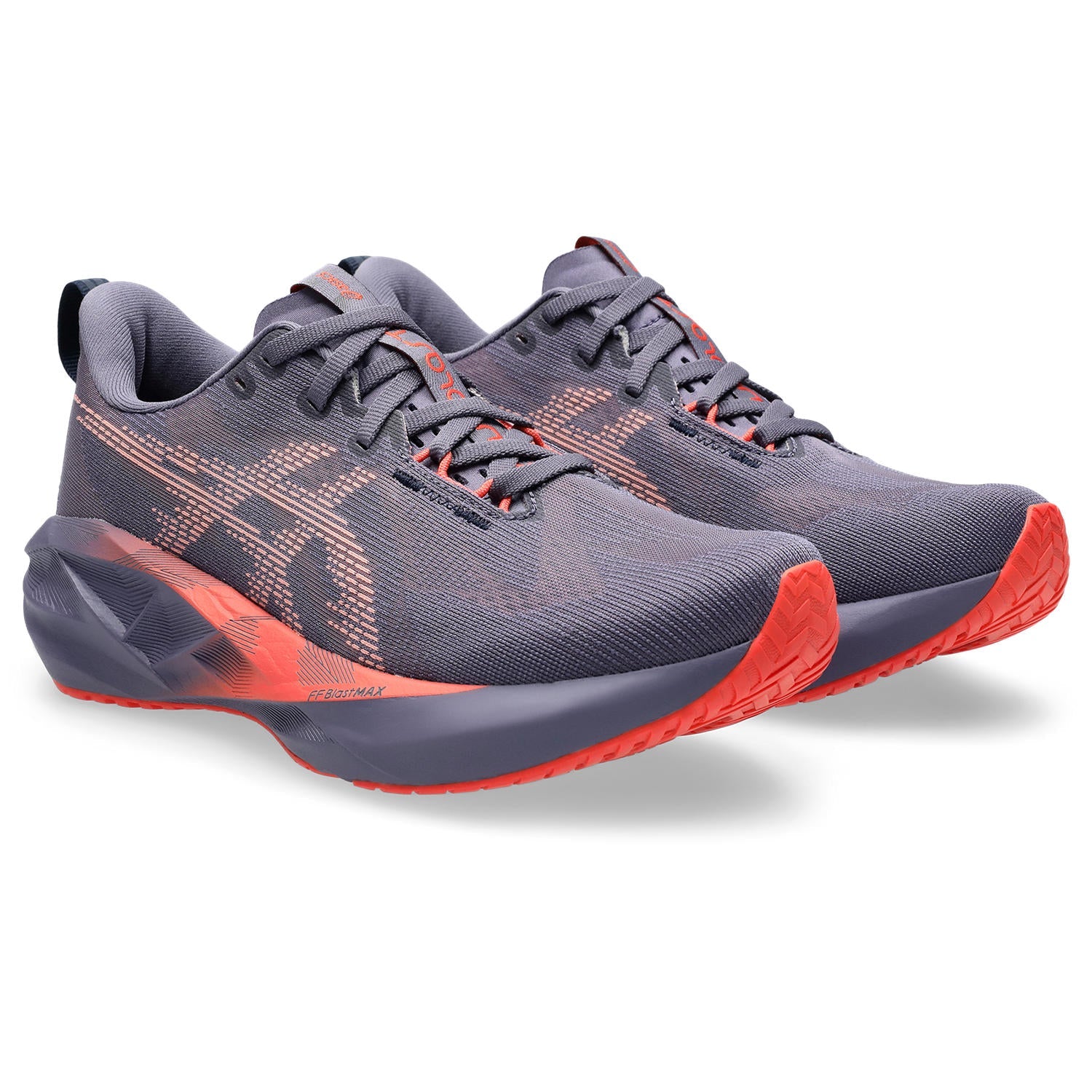 Womens Novablast 5 Running Shoe