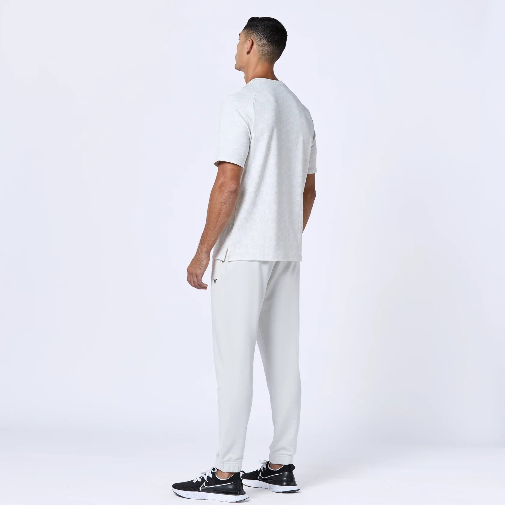 Mens Essential Active Tee-Pearl White Print