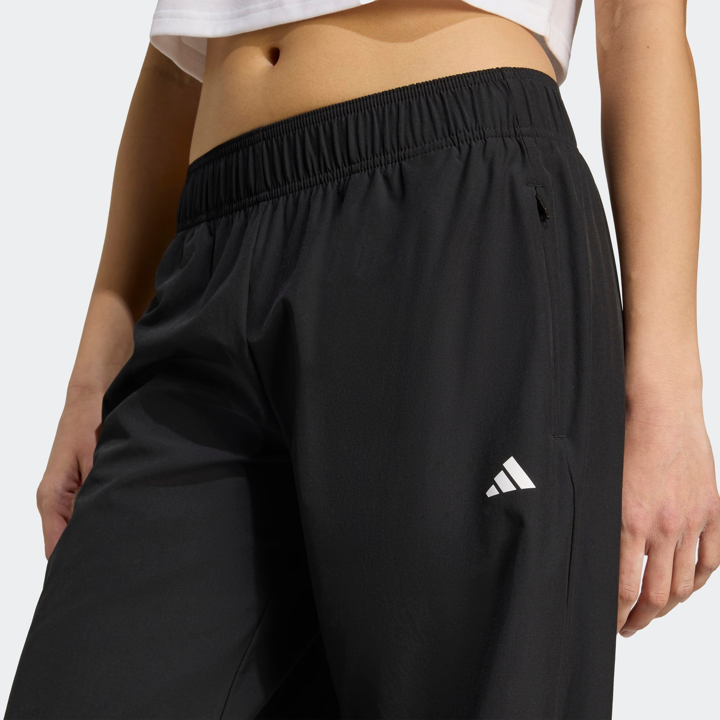 Womens Workout Essentials Woven Training Pants