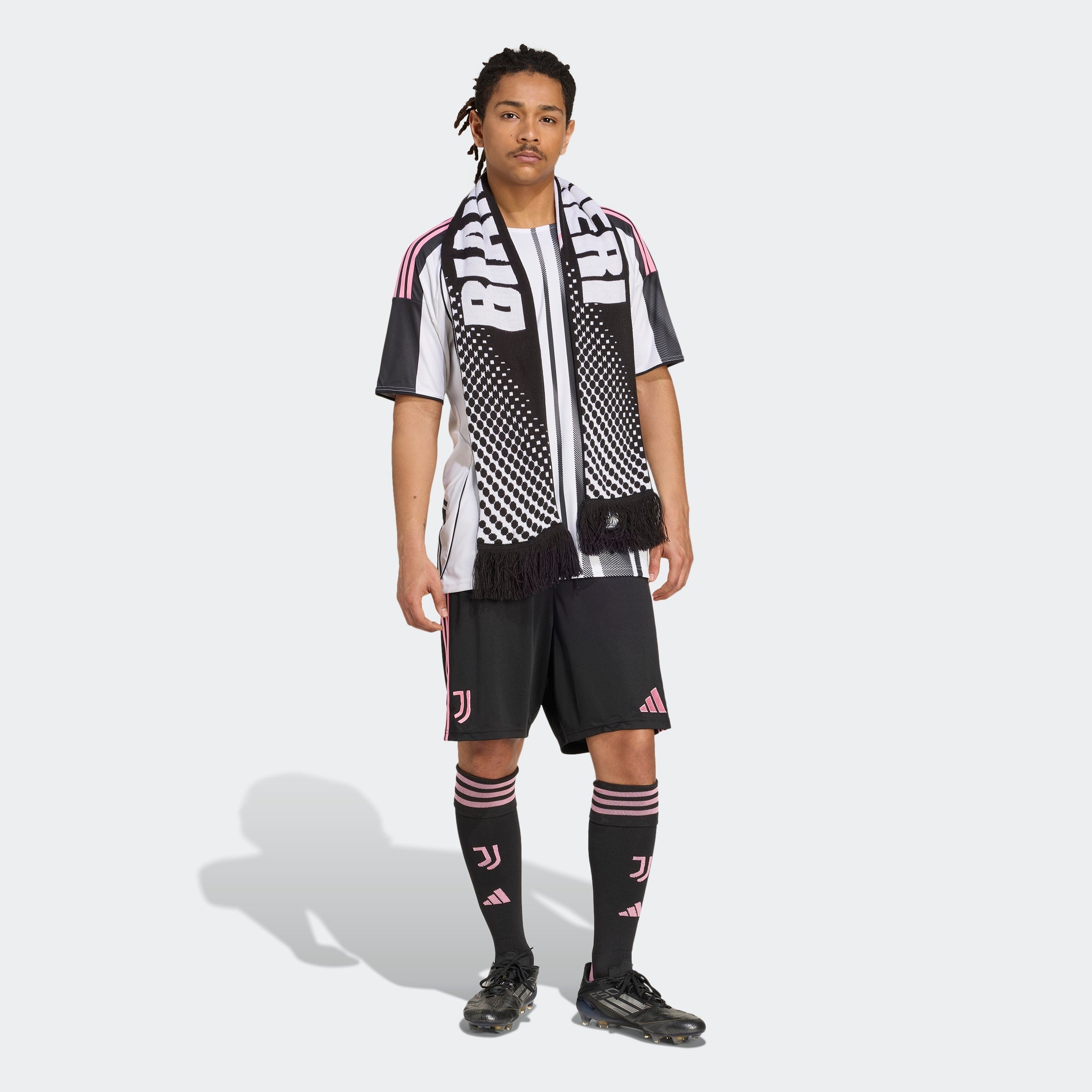 Mens Juventus Home 25/26 Replica Shorts