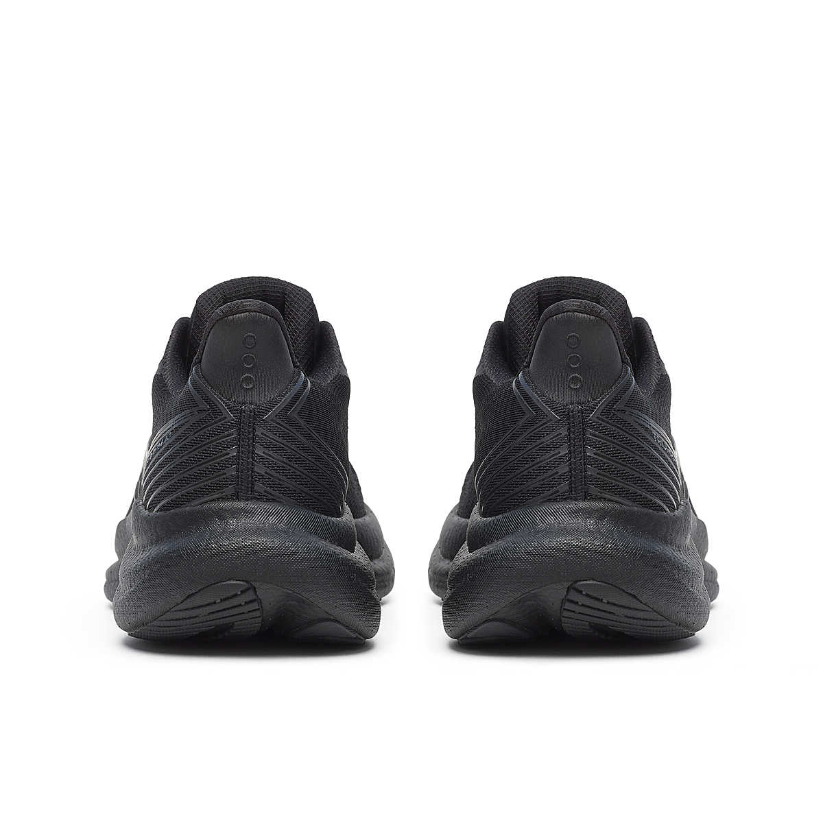 Mens Triumph 23 Running Shoe