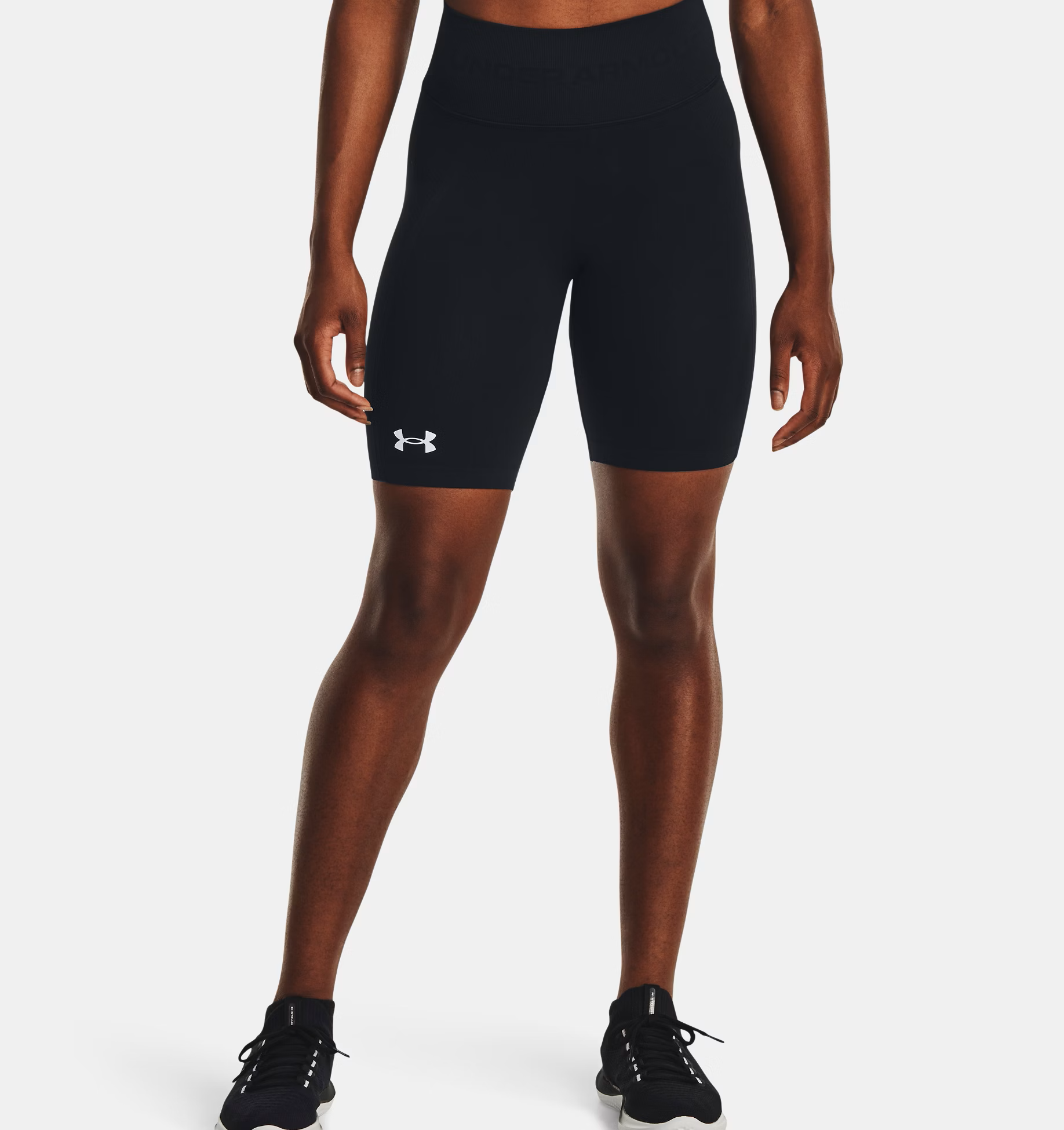 Womens Vanish Seamless 8" Shorts