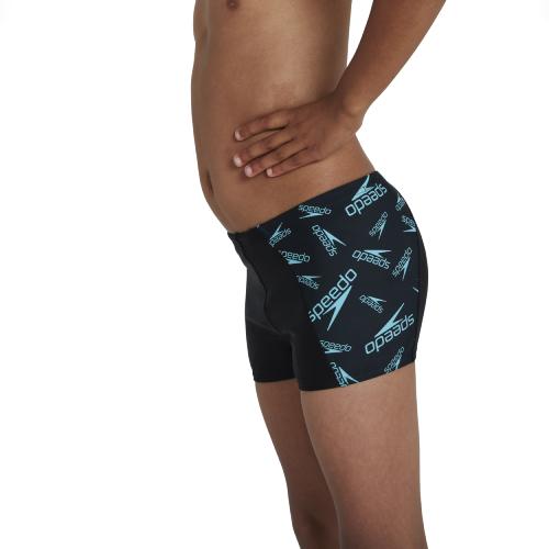 سروال سباحة للأولاد من سبيدو عليها شعار بوم