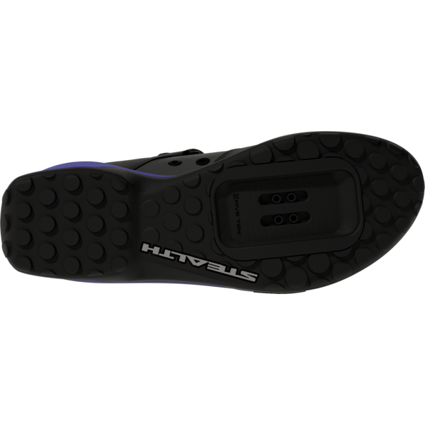 حذاء برباط للنساء من مجموعة فايف تن كريستل ام تي بي