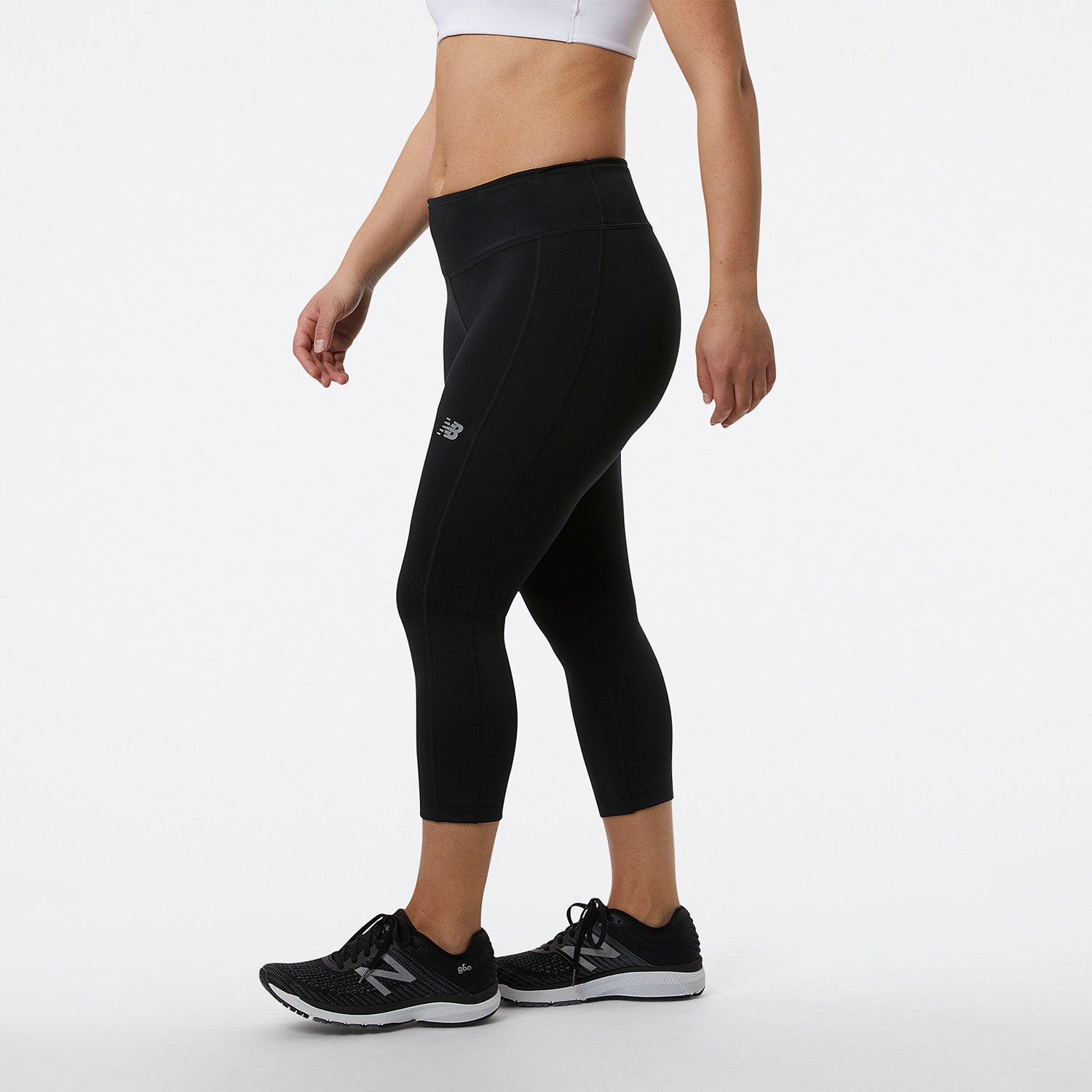 Womens Running Accelerate Mid Rise Capri