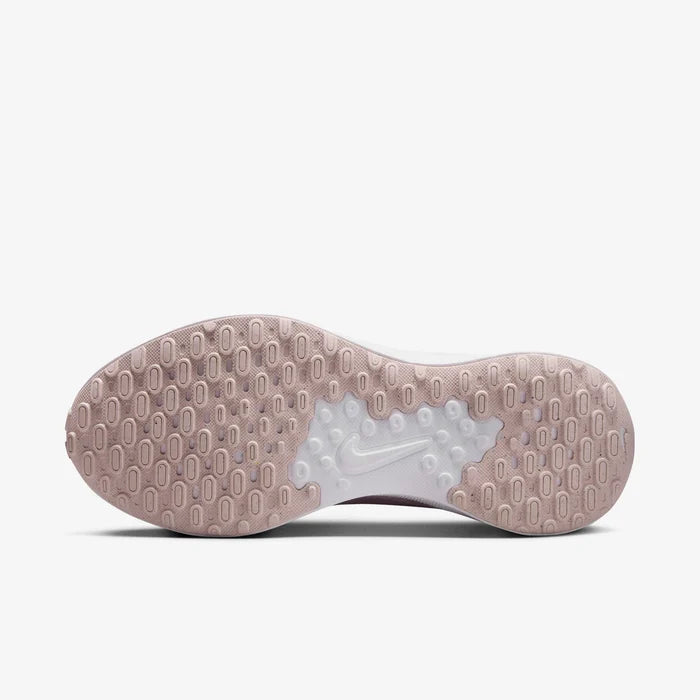 Womens Revolution 7 Running Shoe