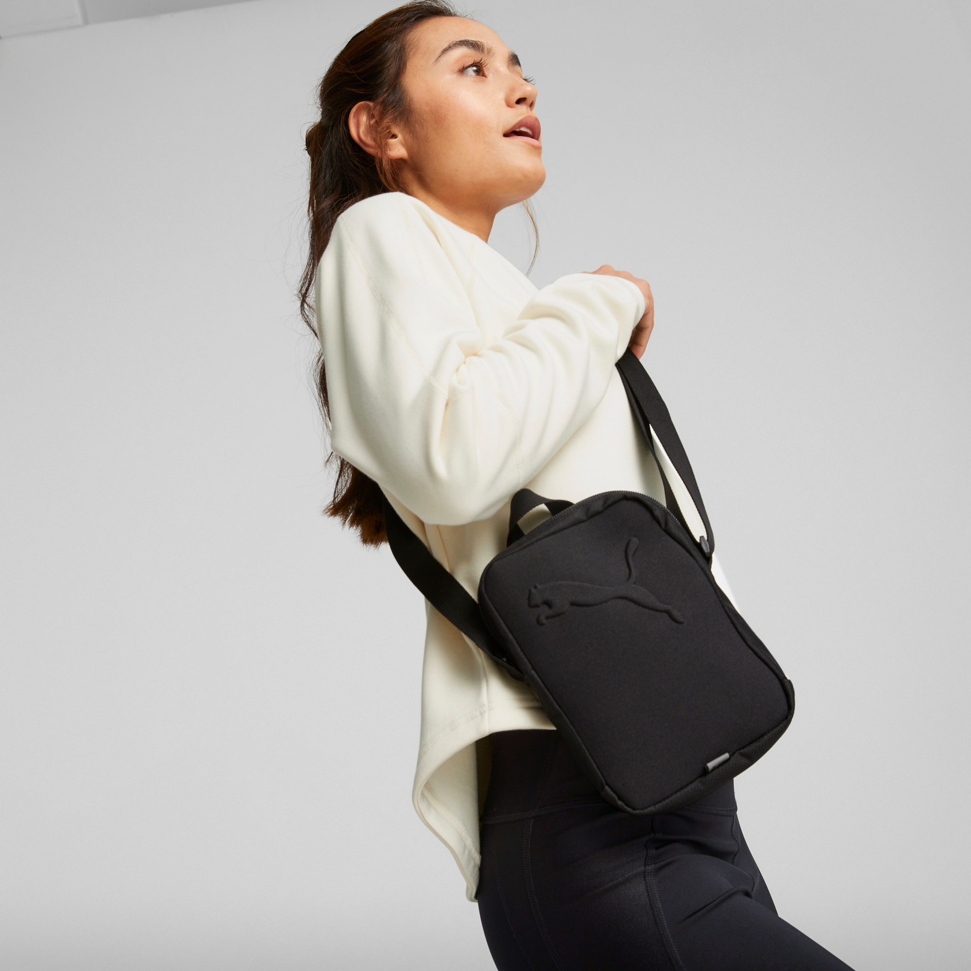 Buzz Messenger Bag