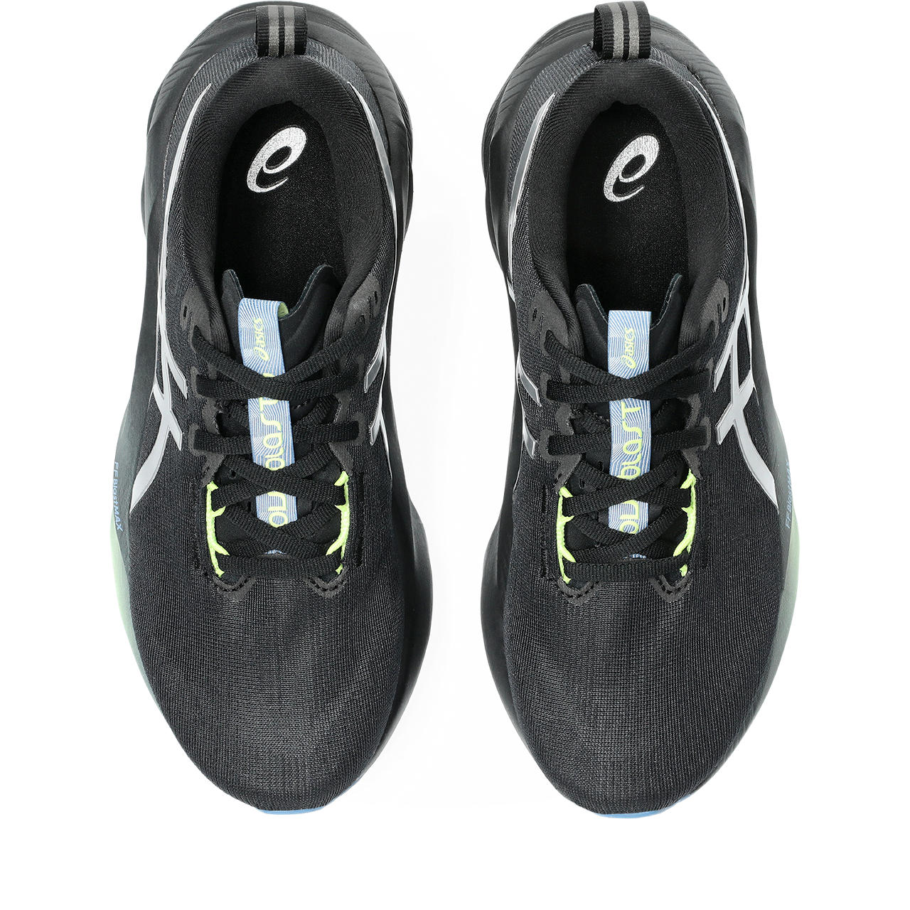 Womens Novablast 5 Luxe Shoe