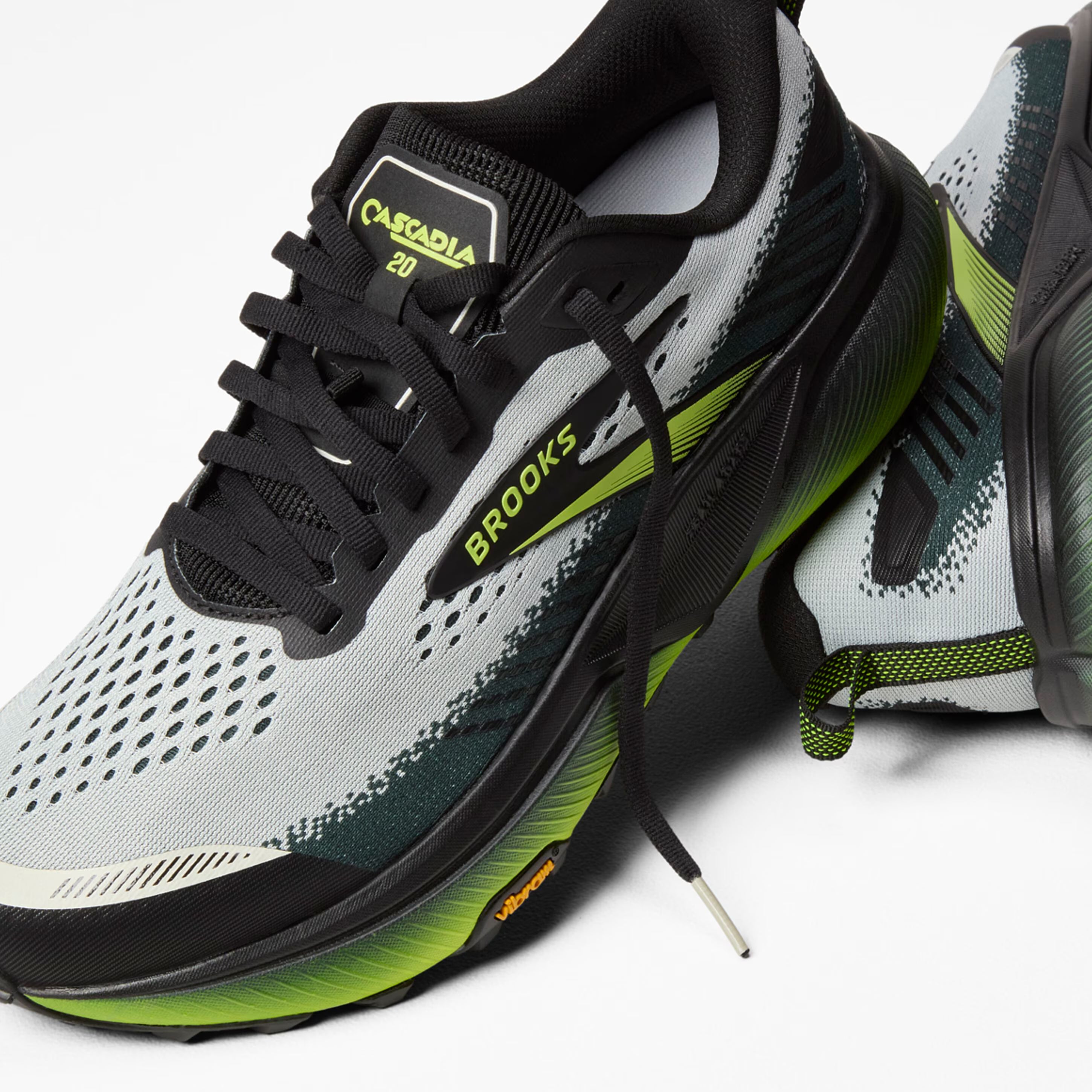 Mens Cascadia 20 Trail Running Shoe