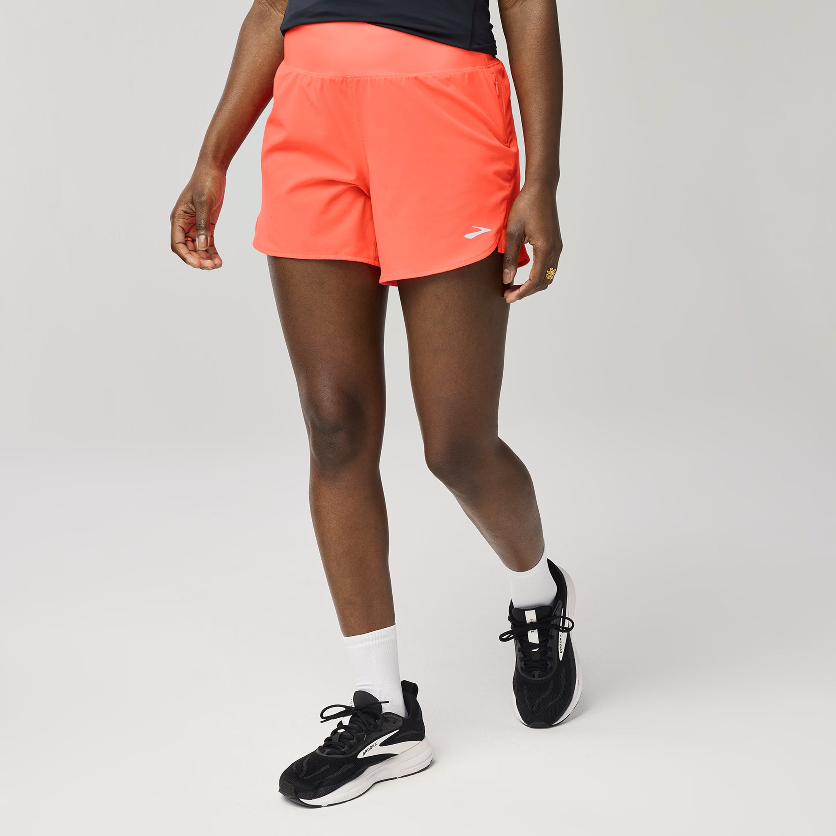 Womens Chaser Short