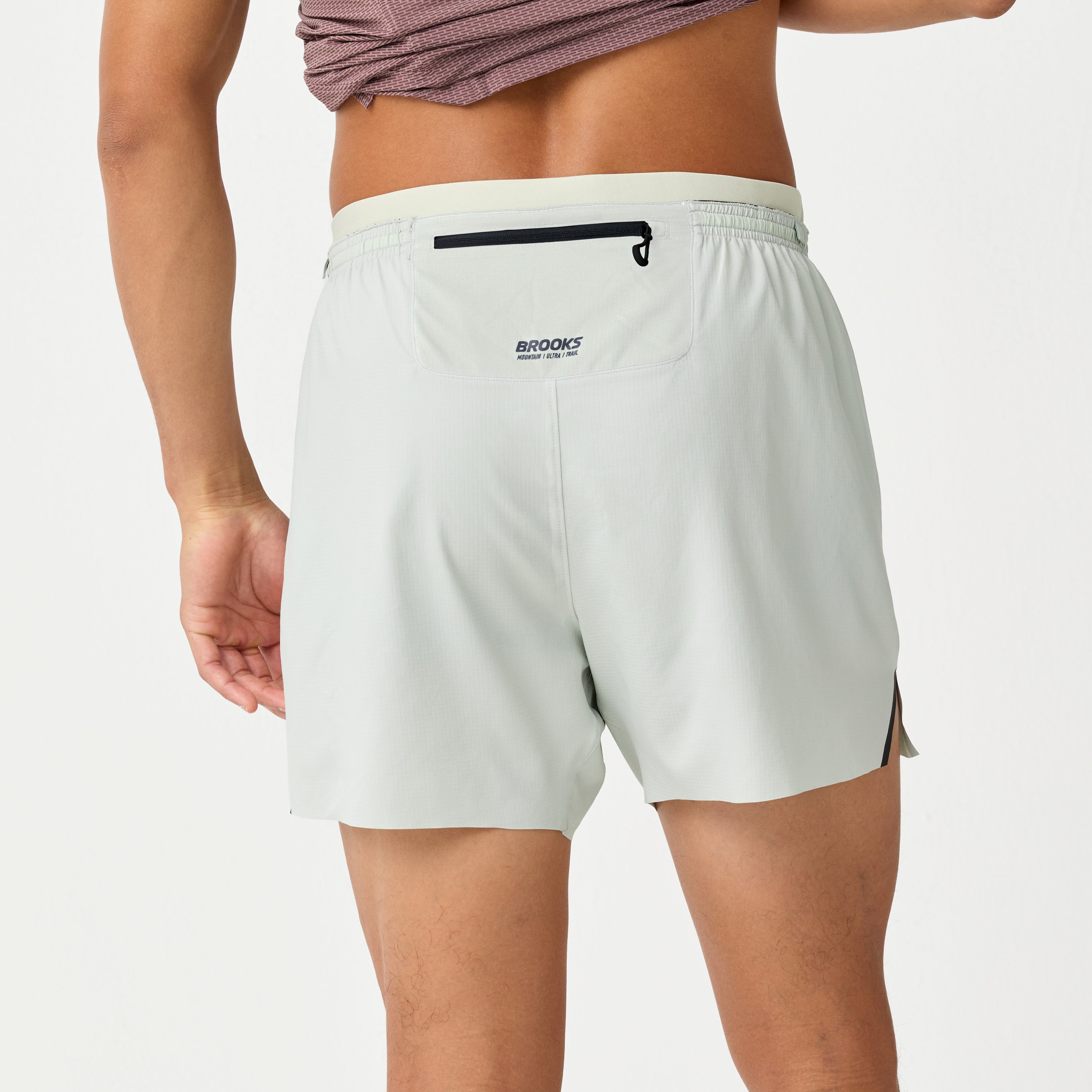 Mens Cascadia Short
