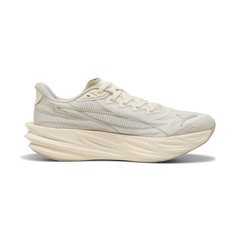 Womens Deviate Nitro Pure Running Shoe