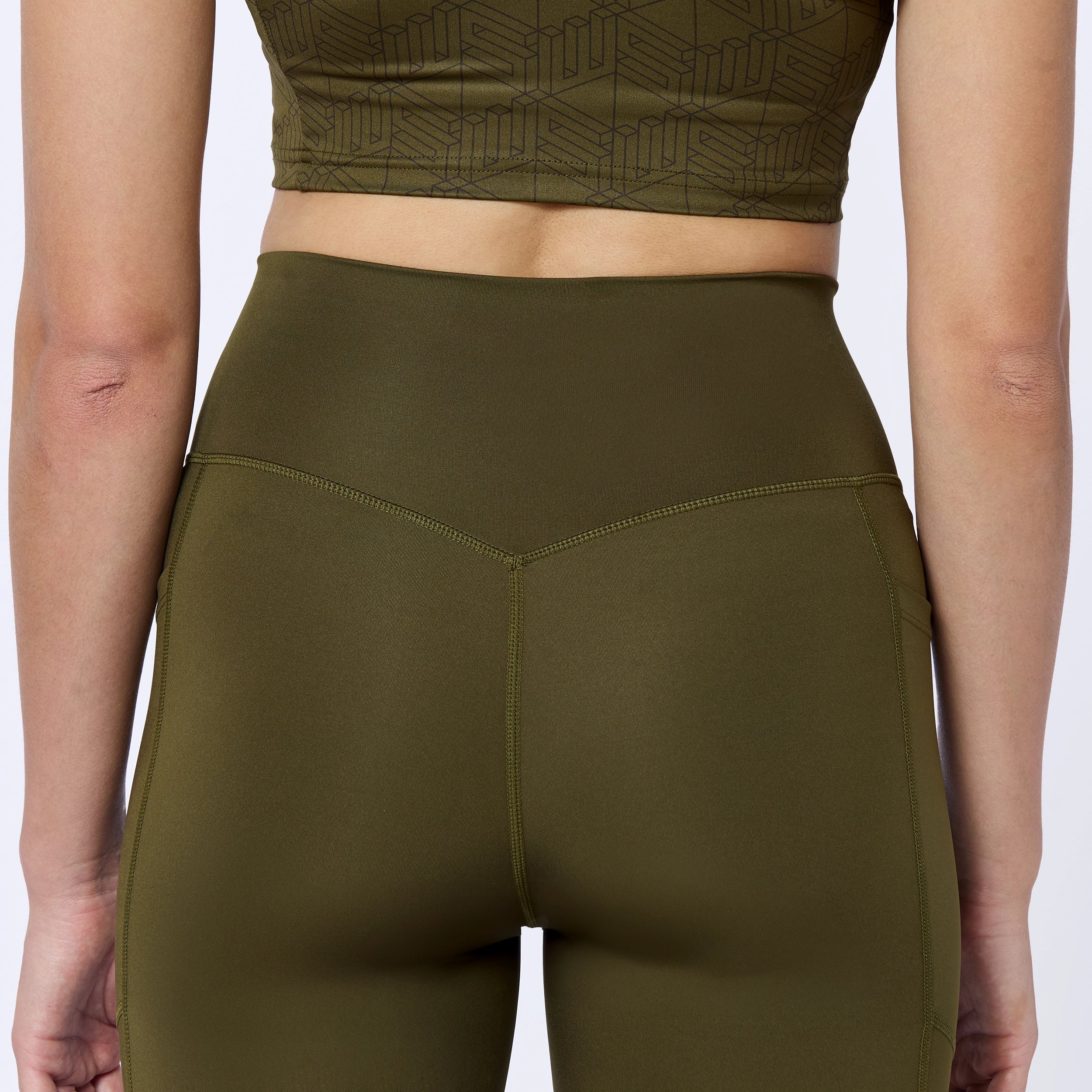 Womens Essential Act Sleek 27" Leggings