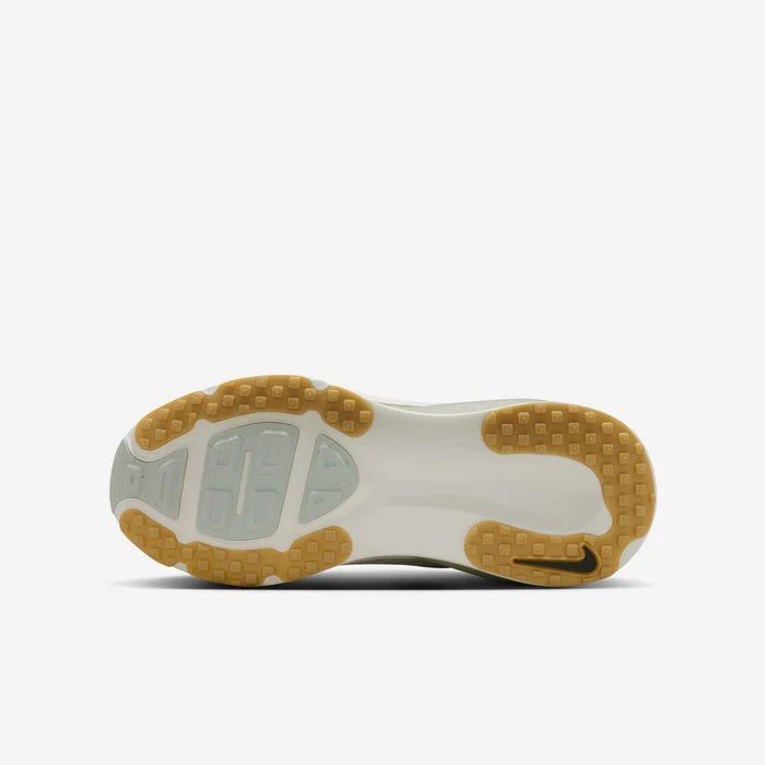 Junior Vomero 18 Running Shoe