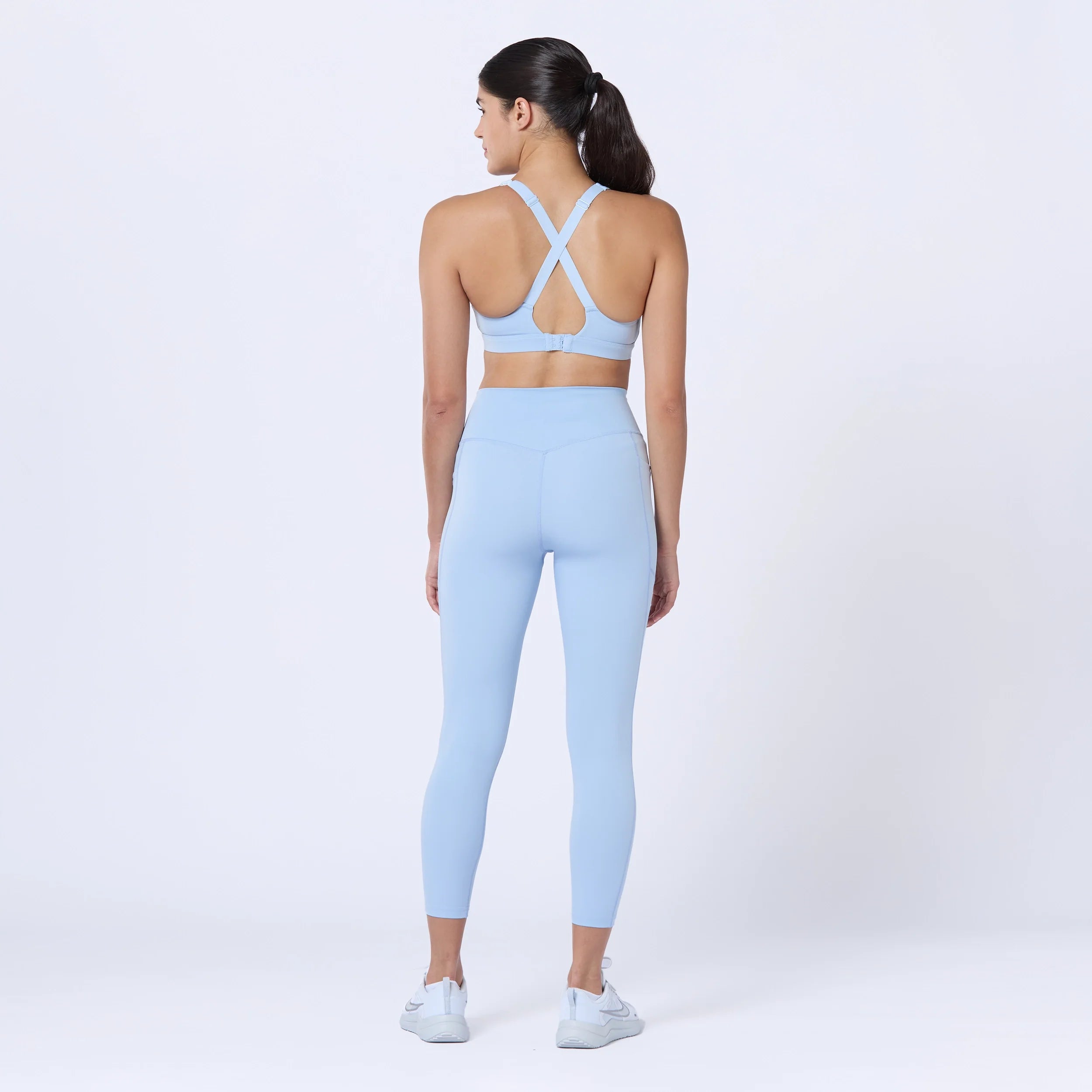 Womens Essential Act Sleek 24" Leggings