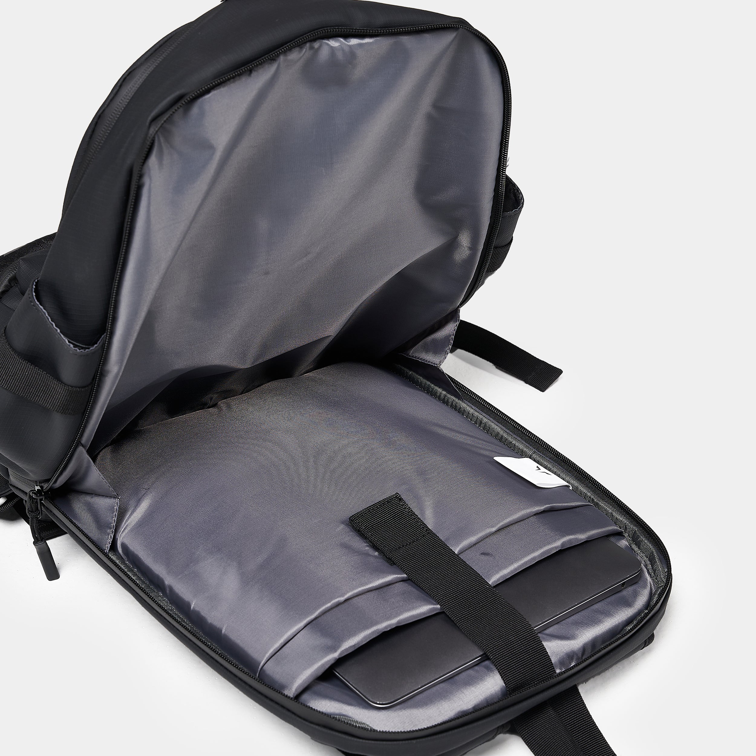 Unisex Backpack 24l