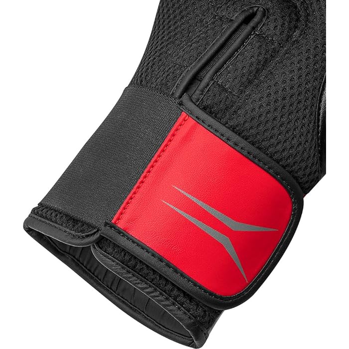 Speed Tilt 150 Training Gloves