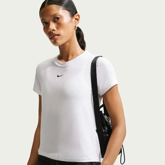 Womens Chill Knit Medium Crop Short Sleeve T-Shirt