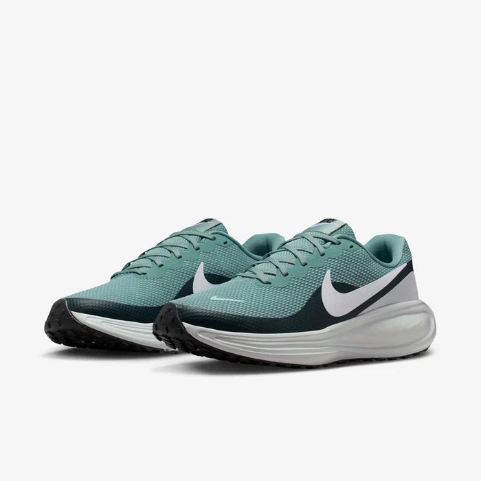 Mens Revolution 8 Running Shoe