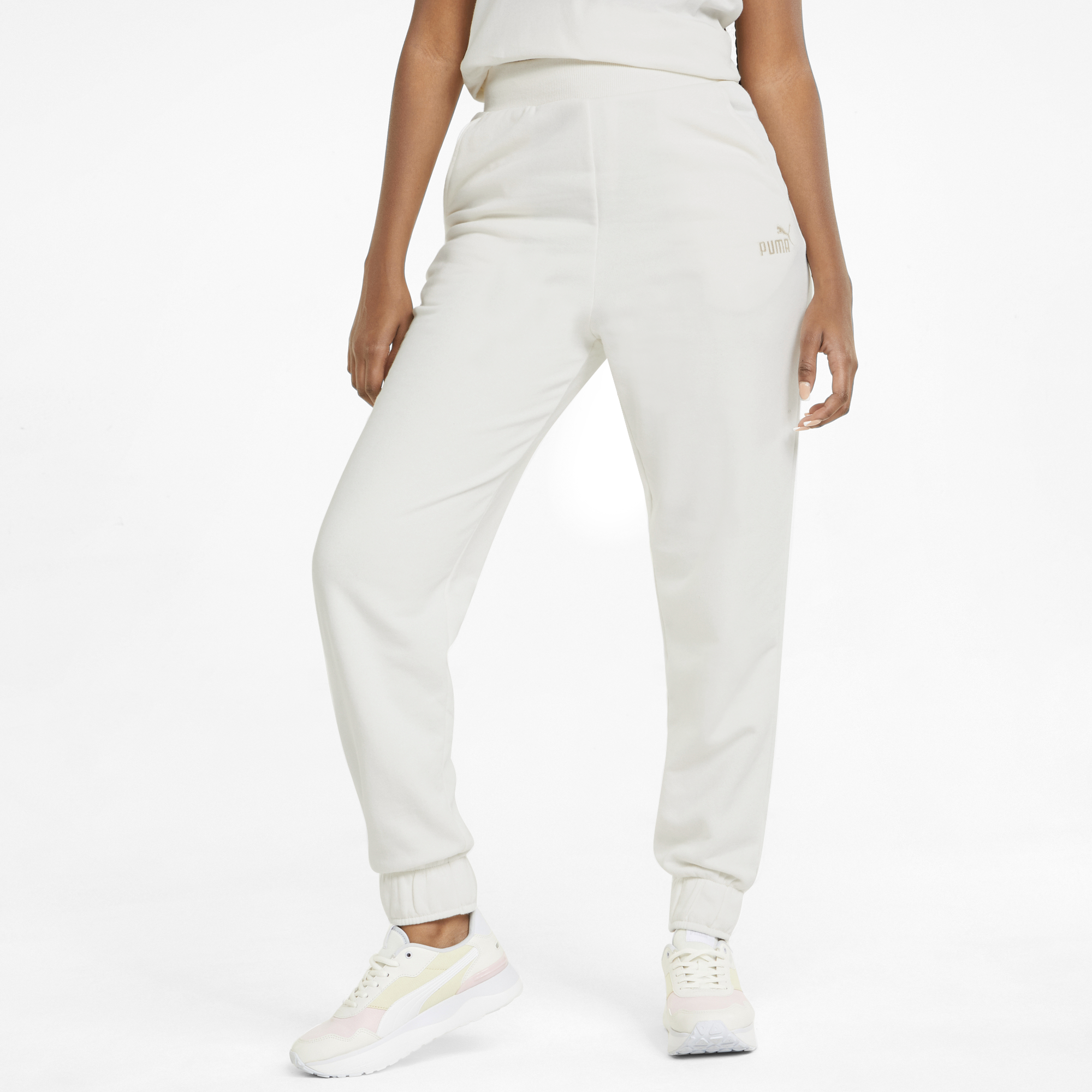 Womens Essential High Rise Cuff Pant