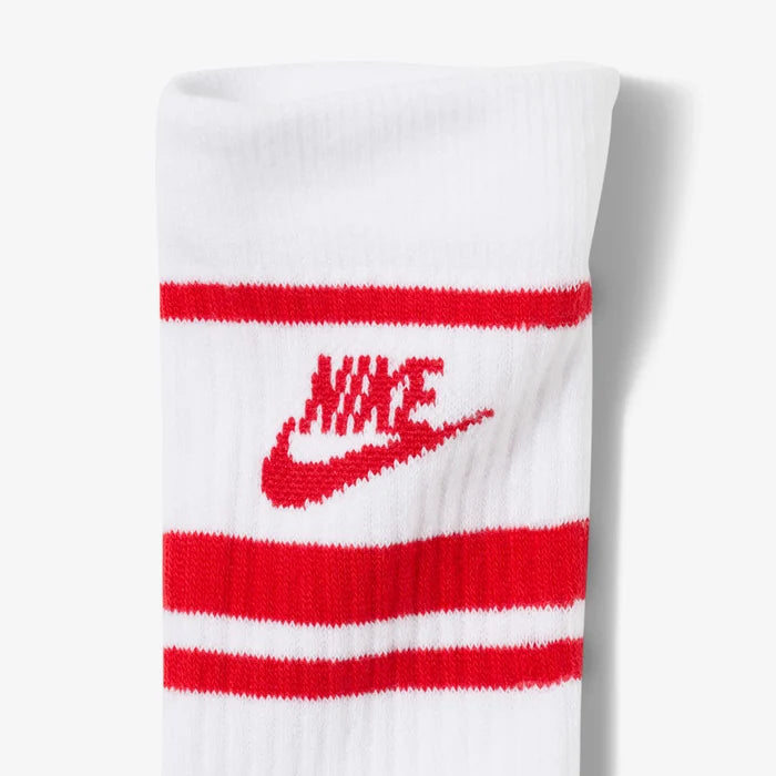 3 Pack Sportswear Everyday Essential Crew Socks