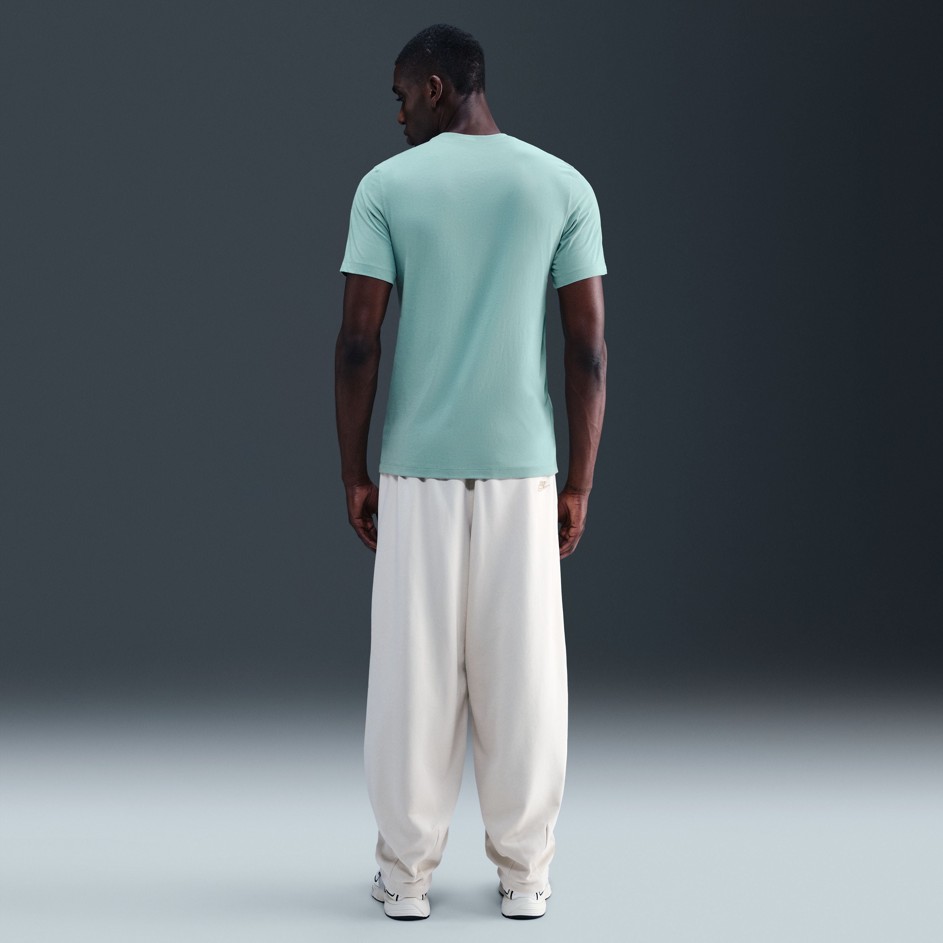 Mens Sportswear Club Short Sleeve T-Shirt