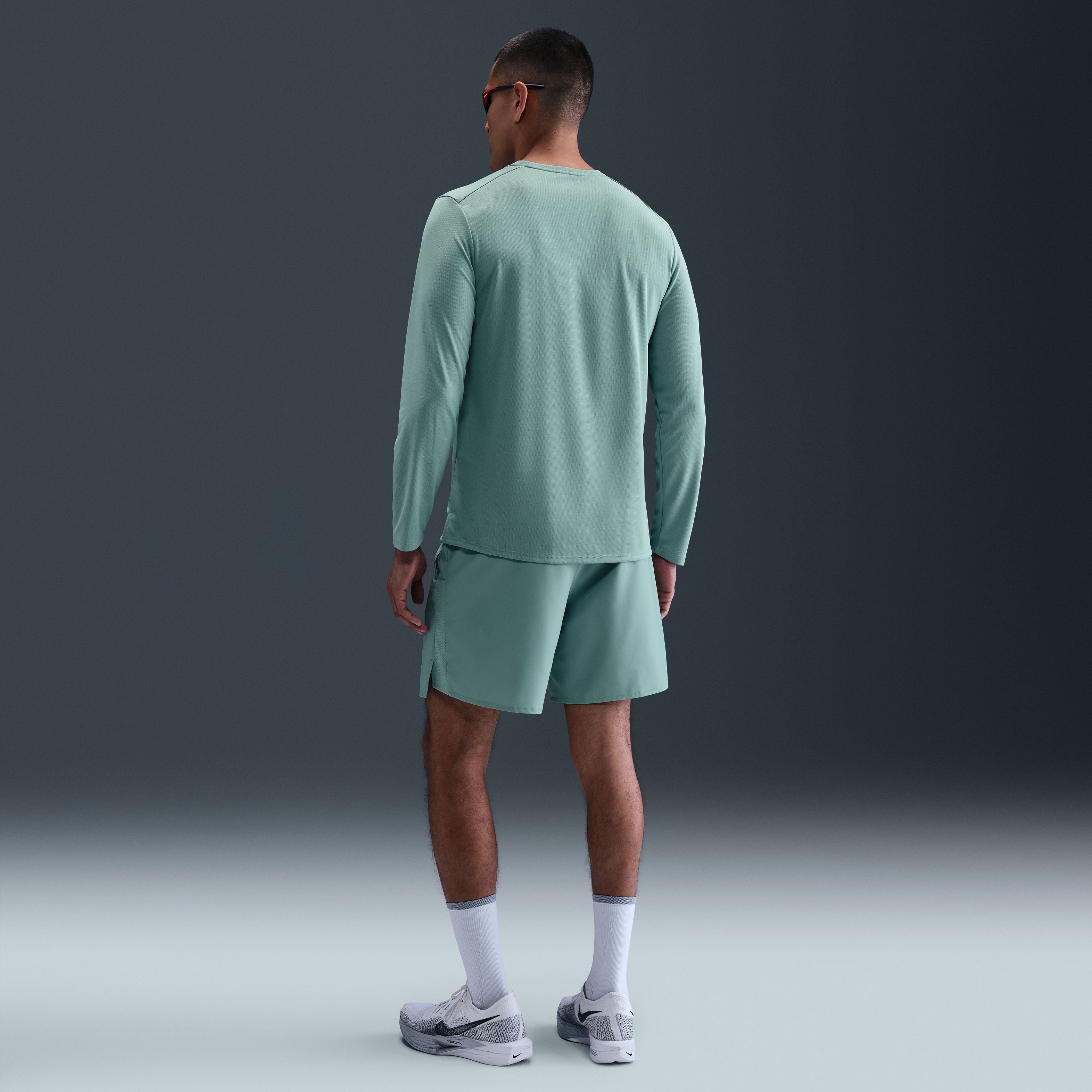 شورت رجالي Dri-Fit Challenger 7 بوصة