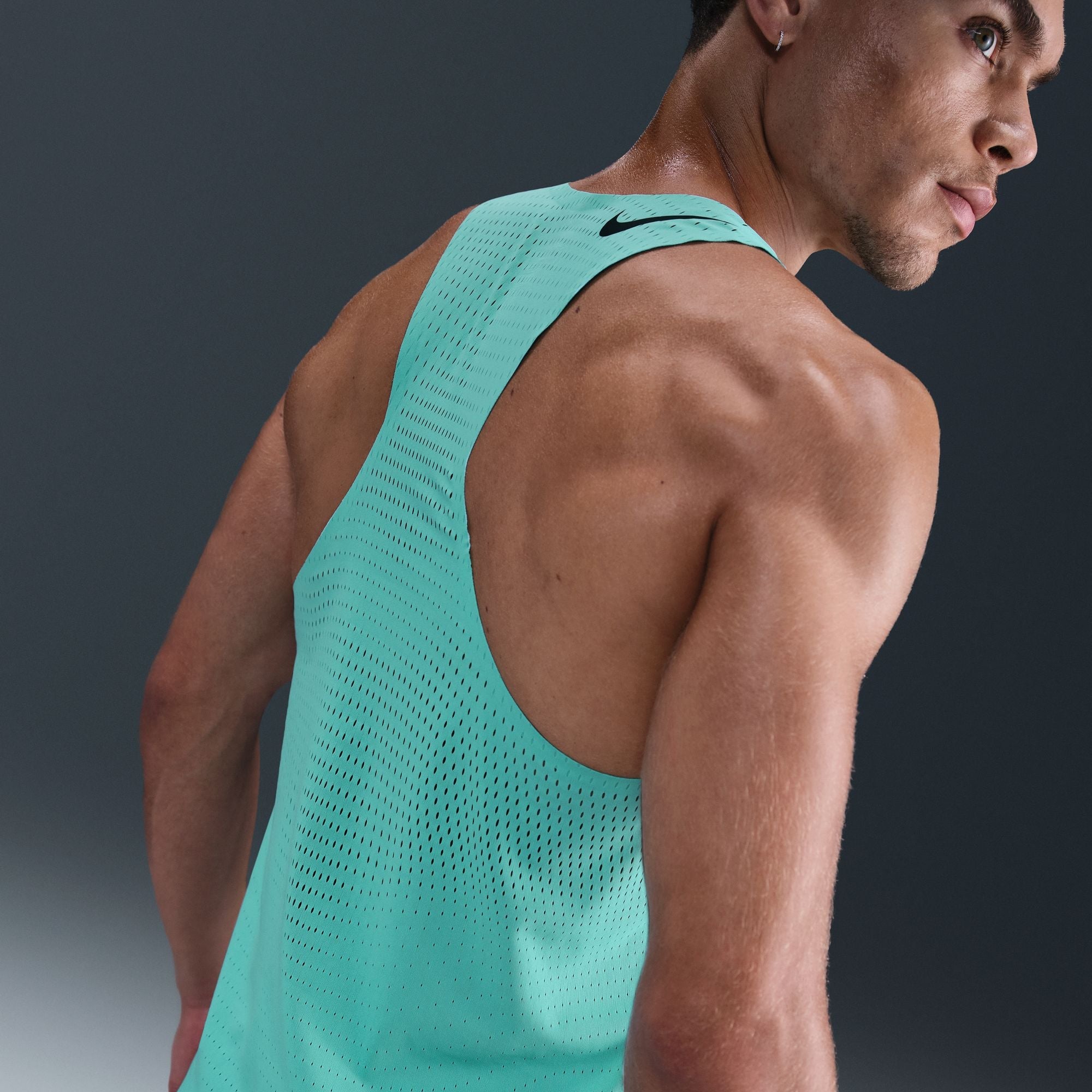 Mens Dri-Fit Advantage Aeroswift Tank