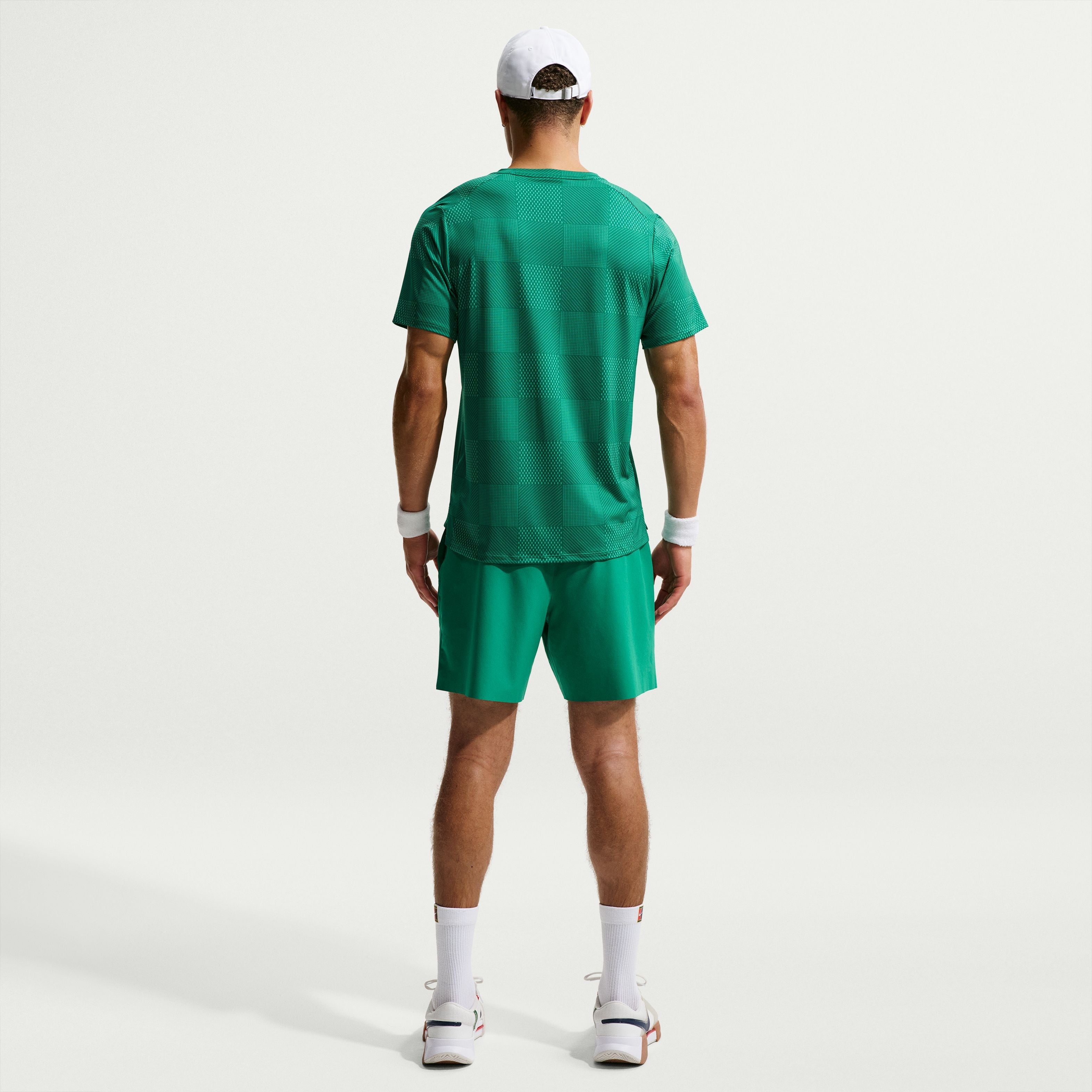 Mens Dri-Fit Advantage 7 inch Short