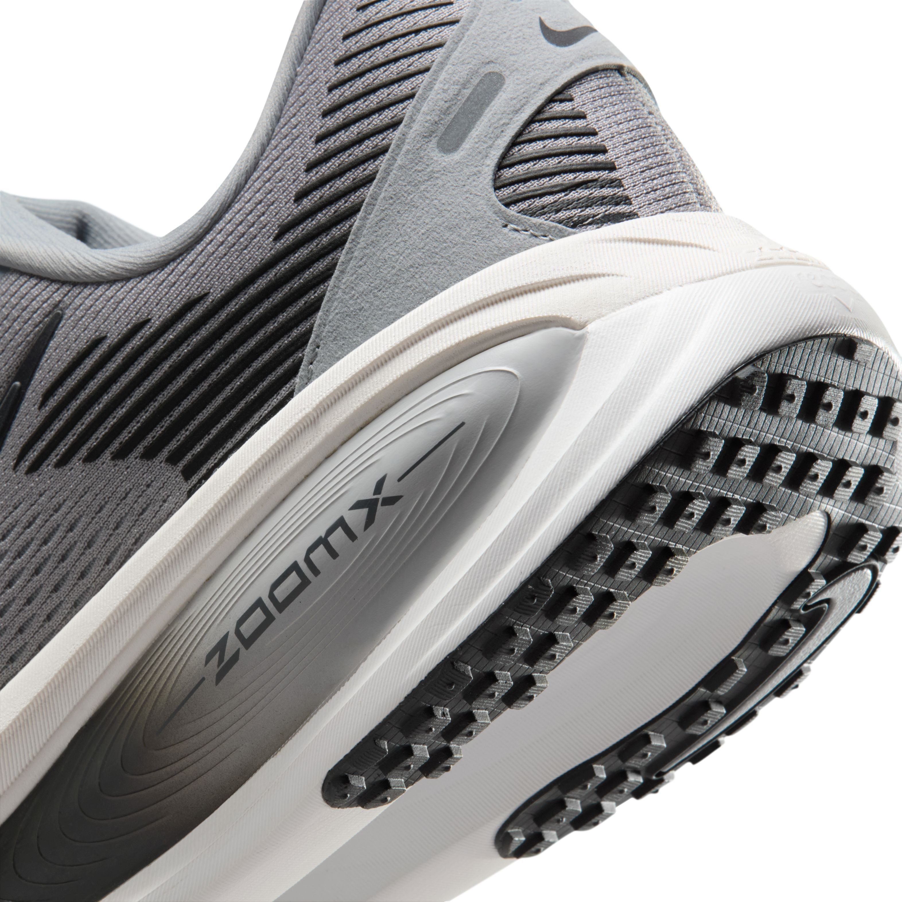 Mens Vomero 18 Running Shoe