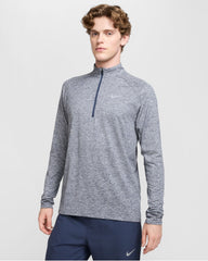 طبقة وسطى رجالية Dri-Fit Stride بنصف سحاب