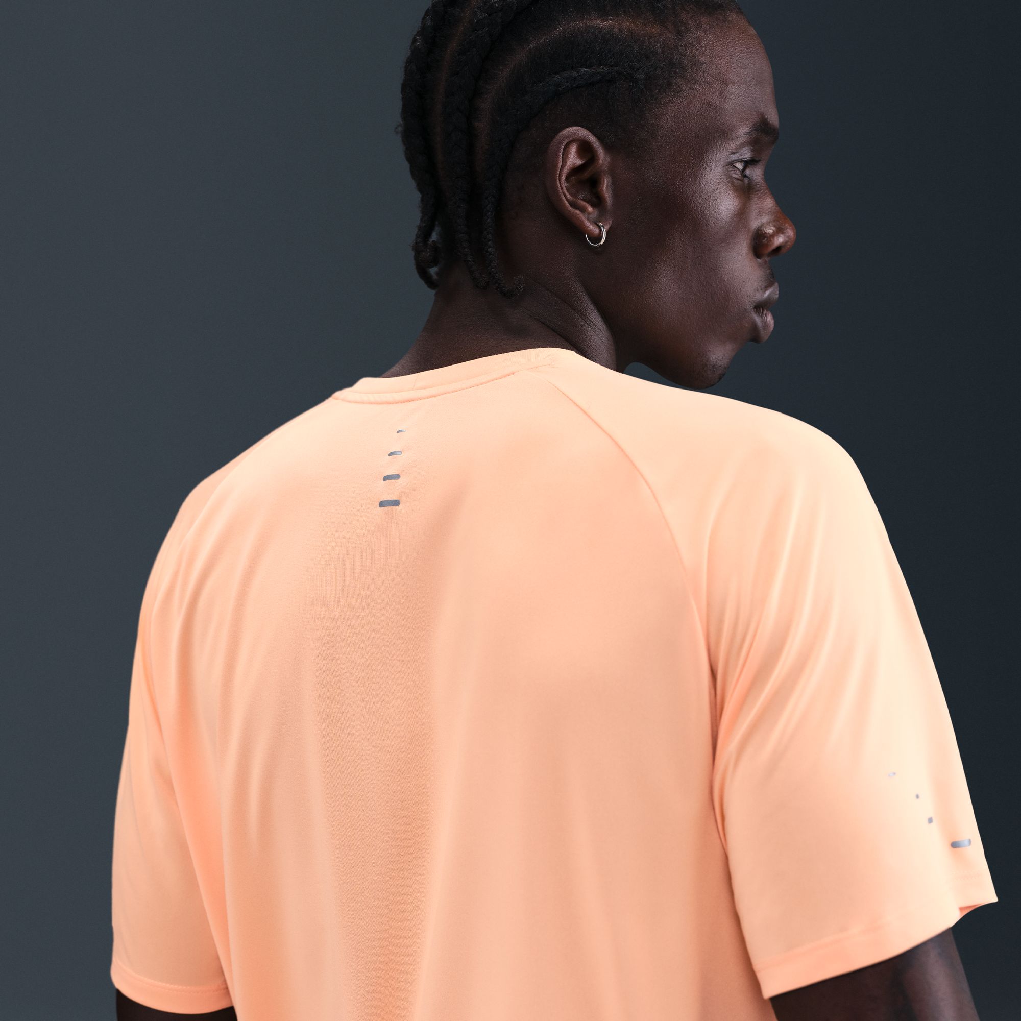 تي شيرت قصير الأكمام Dri-Fit Stride للرجال