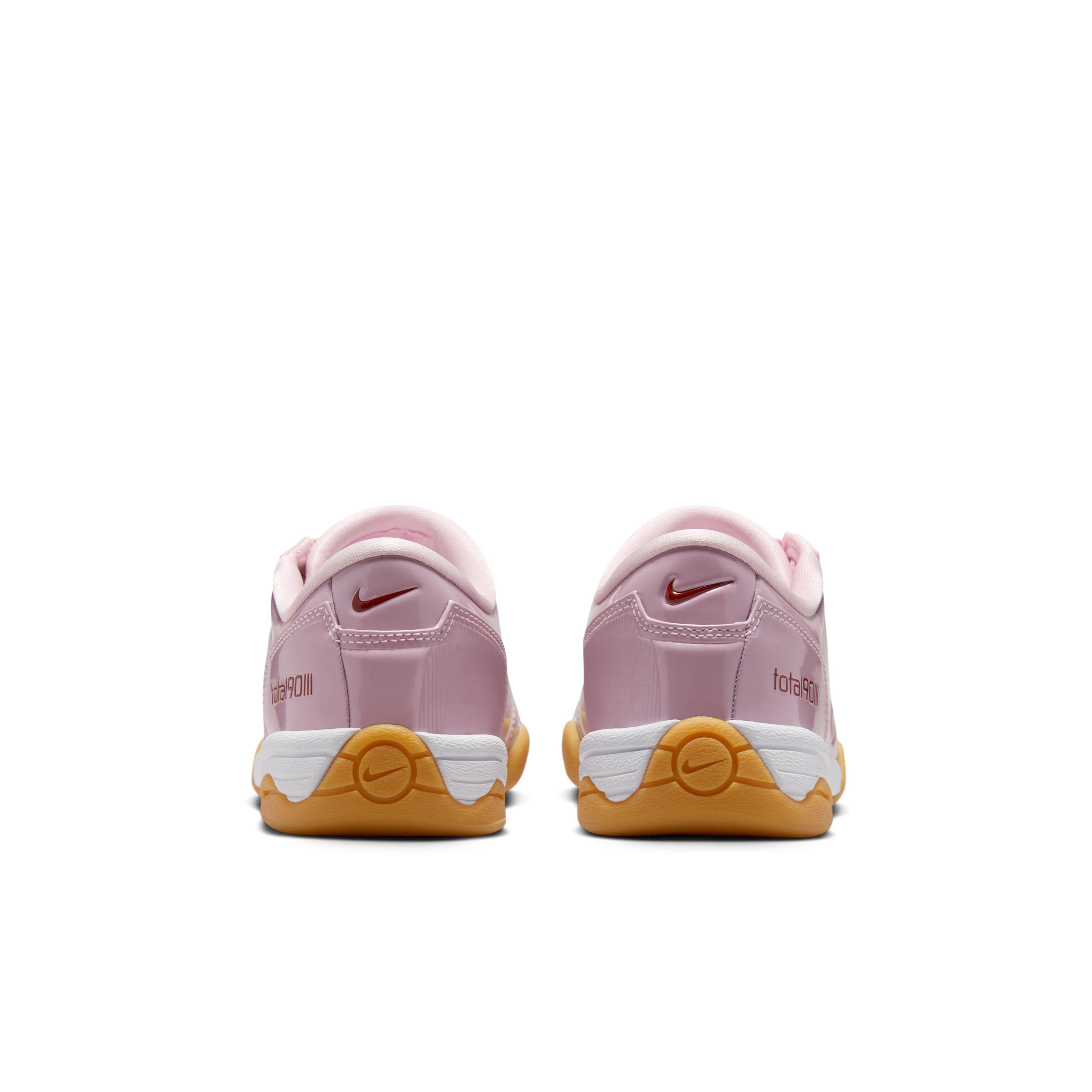 Womens T90 Shoe