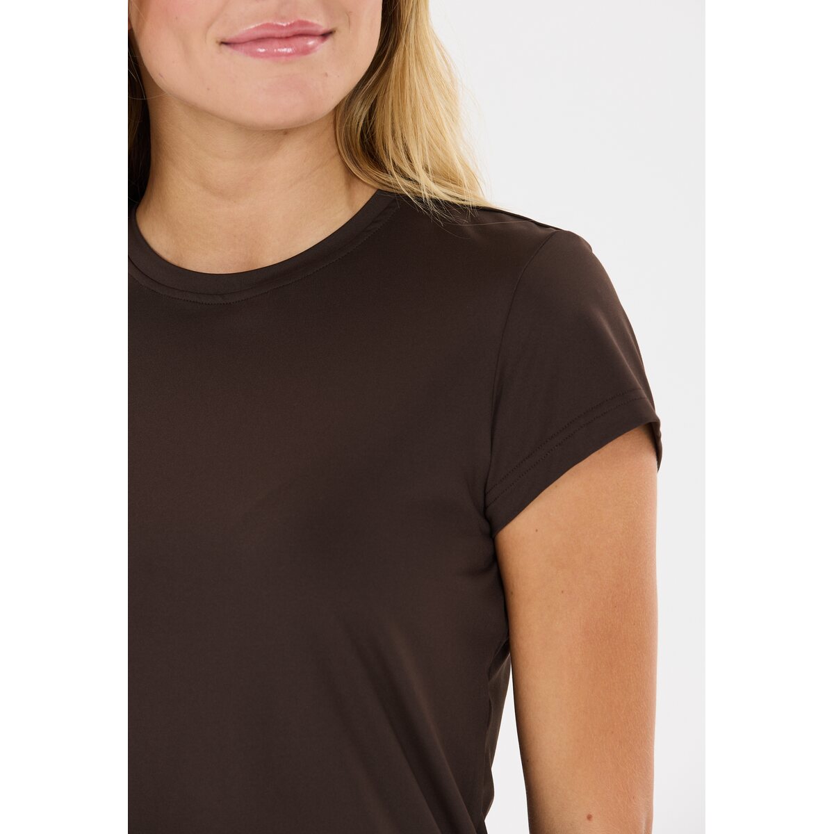 Womens Yoga Aimi V2 Short Sleeve Tshirt