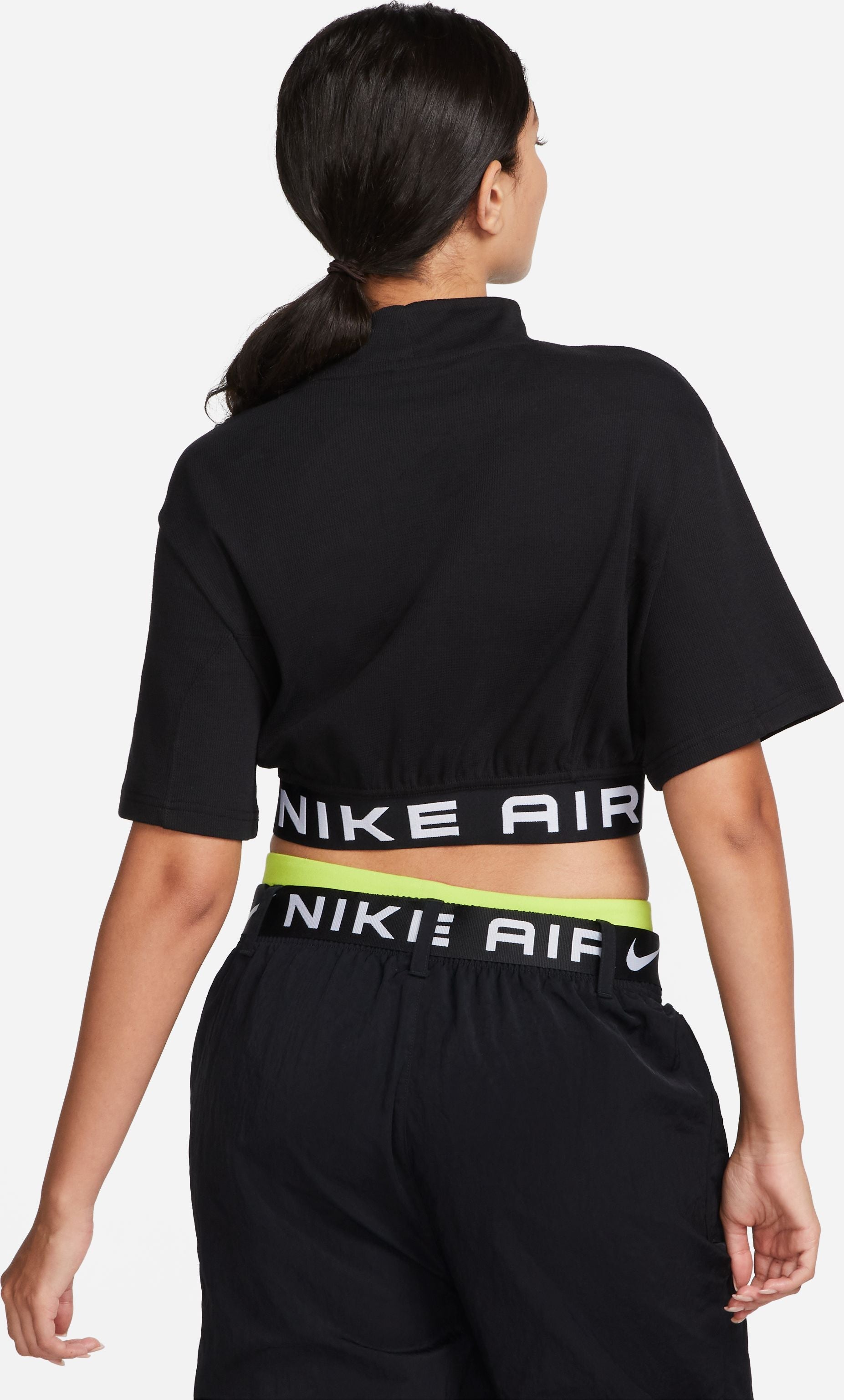 Womens Graphic Logo Crop Short Sleeve T-Shirt