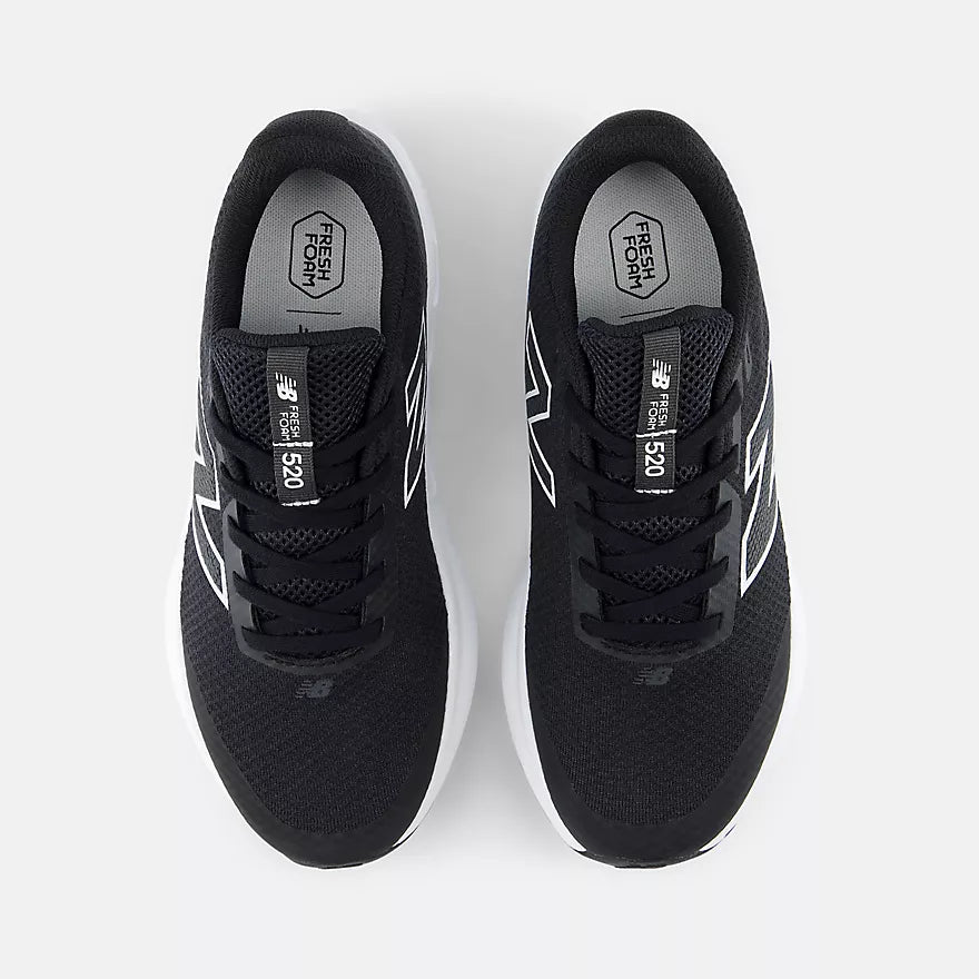Junior 520 V9 Running Shoe