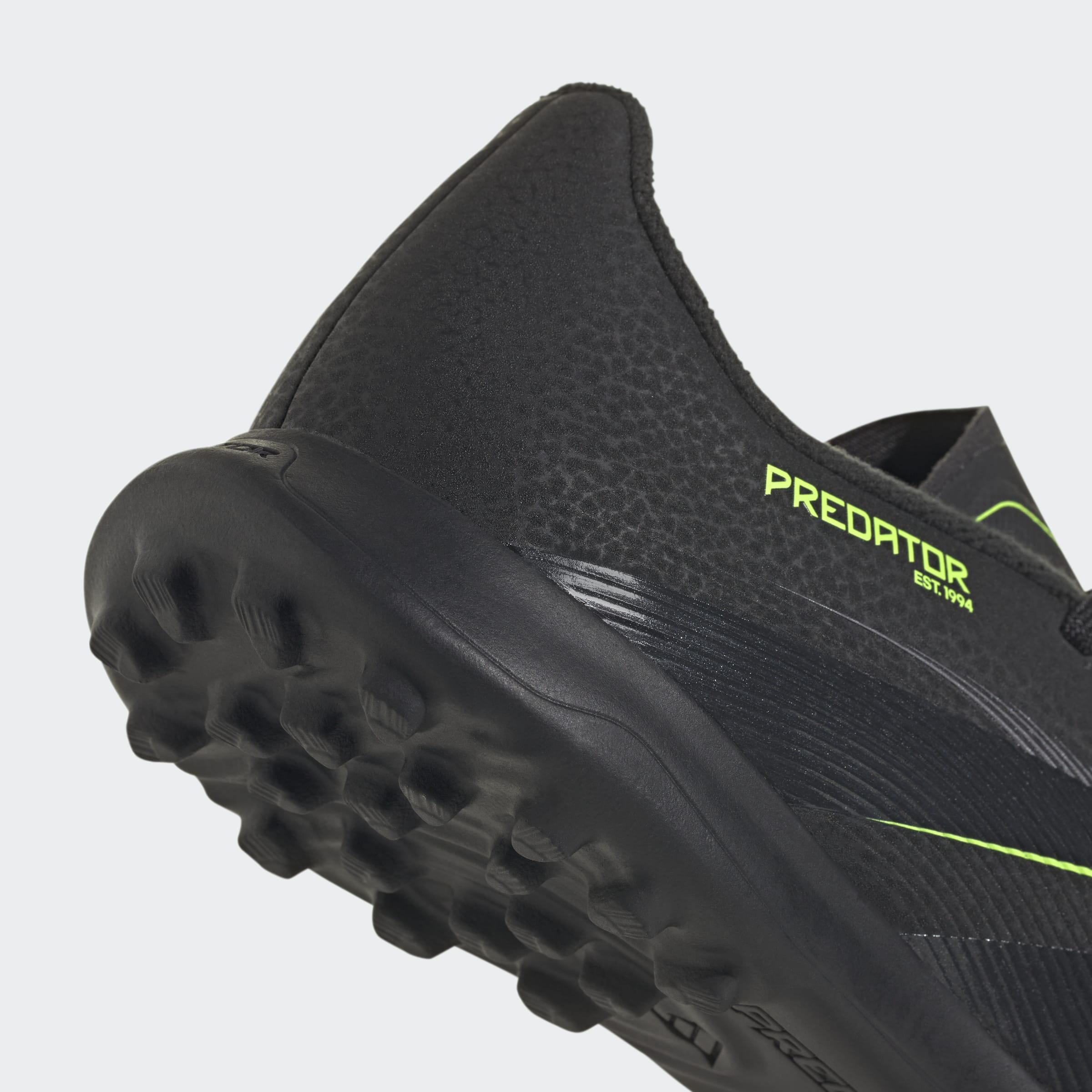 Junior Predator League Turf Boot