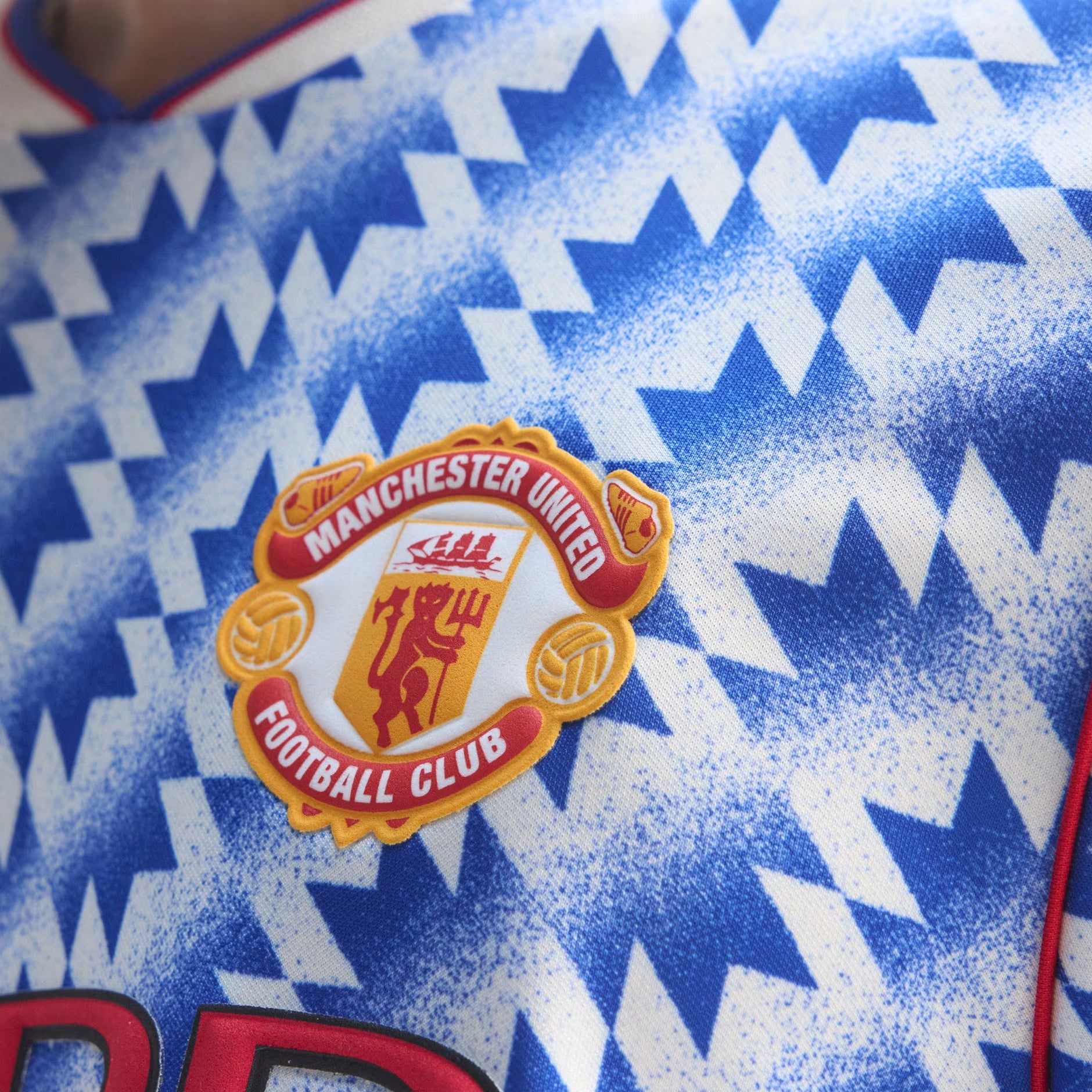Mens Manchester Utd 1990 BB Replica Jersey