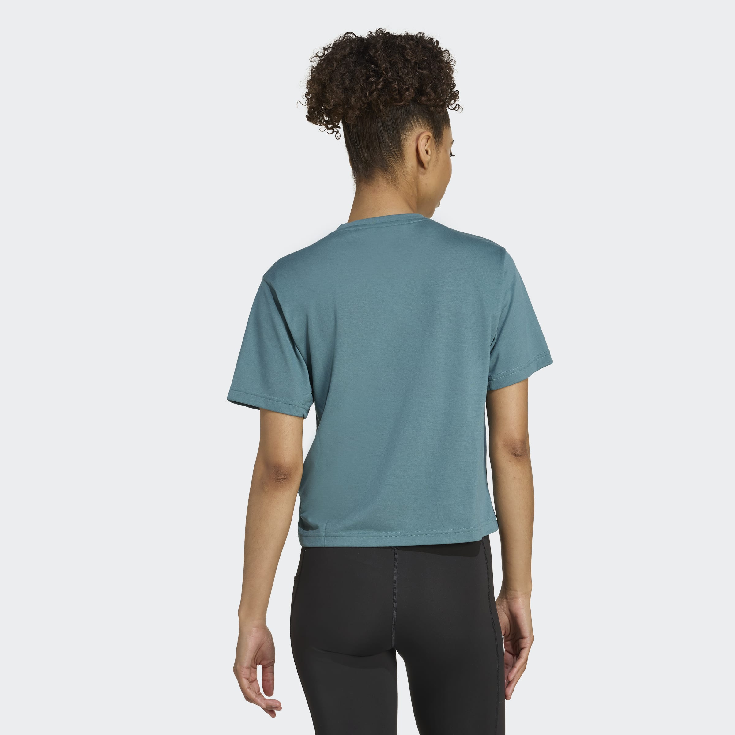 Womens Train Essentials Short Sleeves Tees