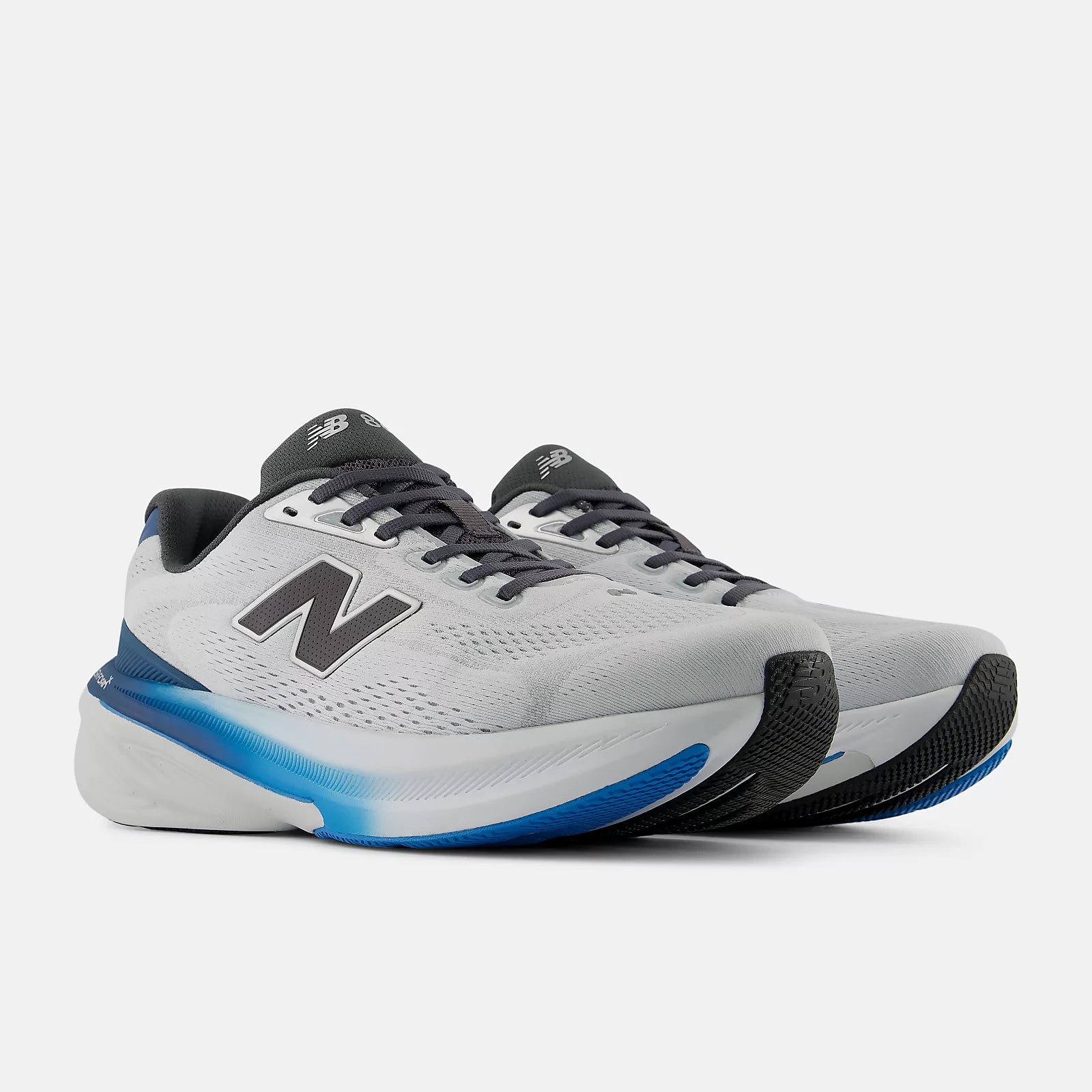 Mens 860 Running Shoe