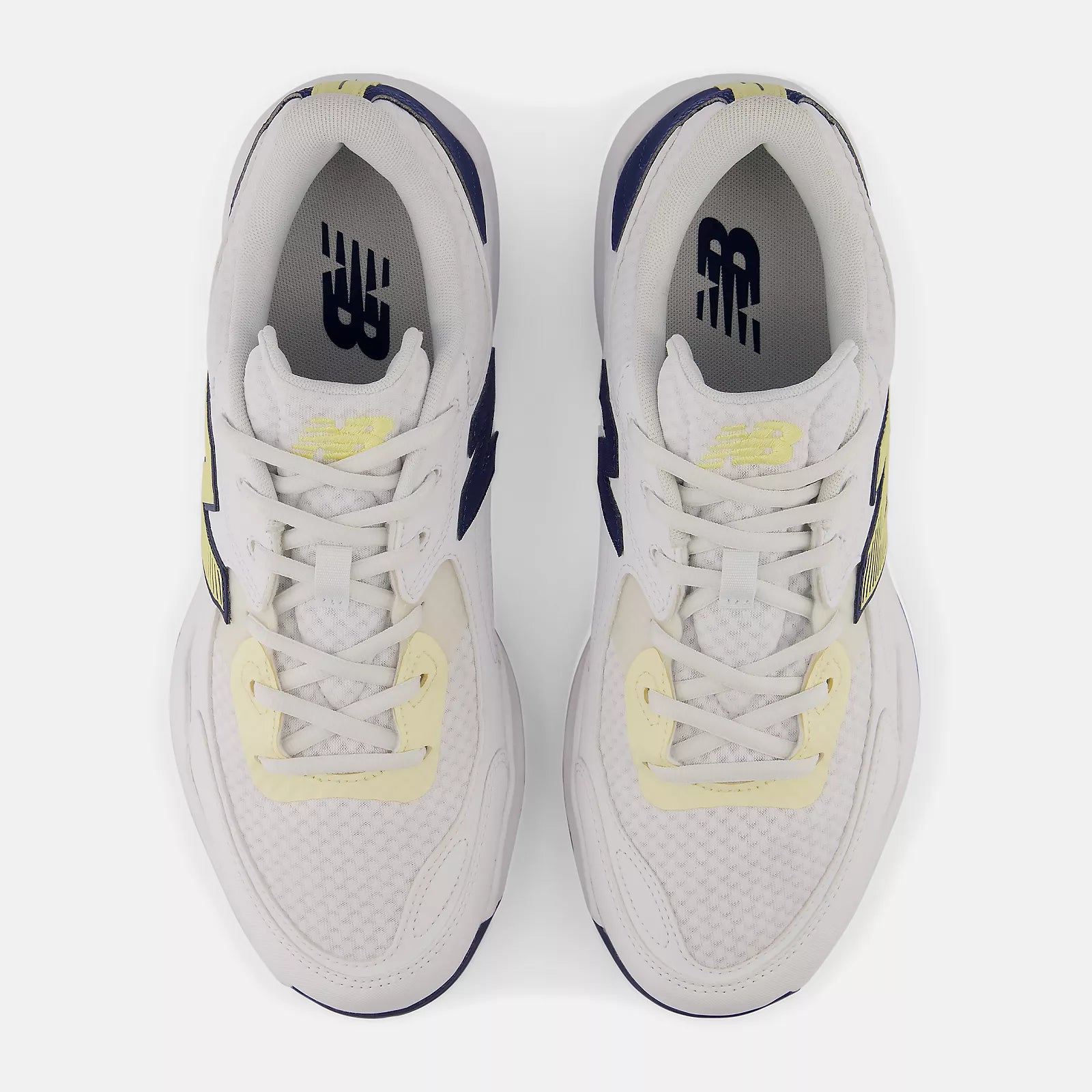 Mens 696 Tennis Shoe