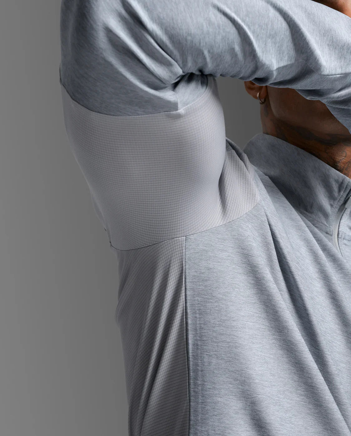 Mens Aero Mesh 1/2 Zip Top