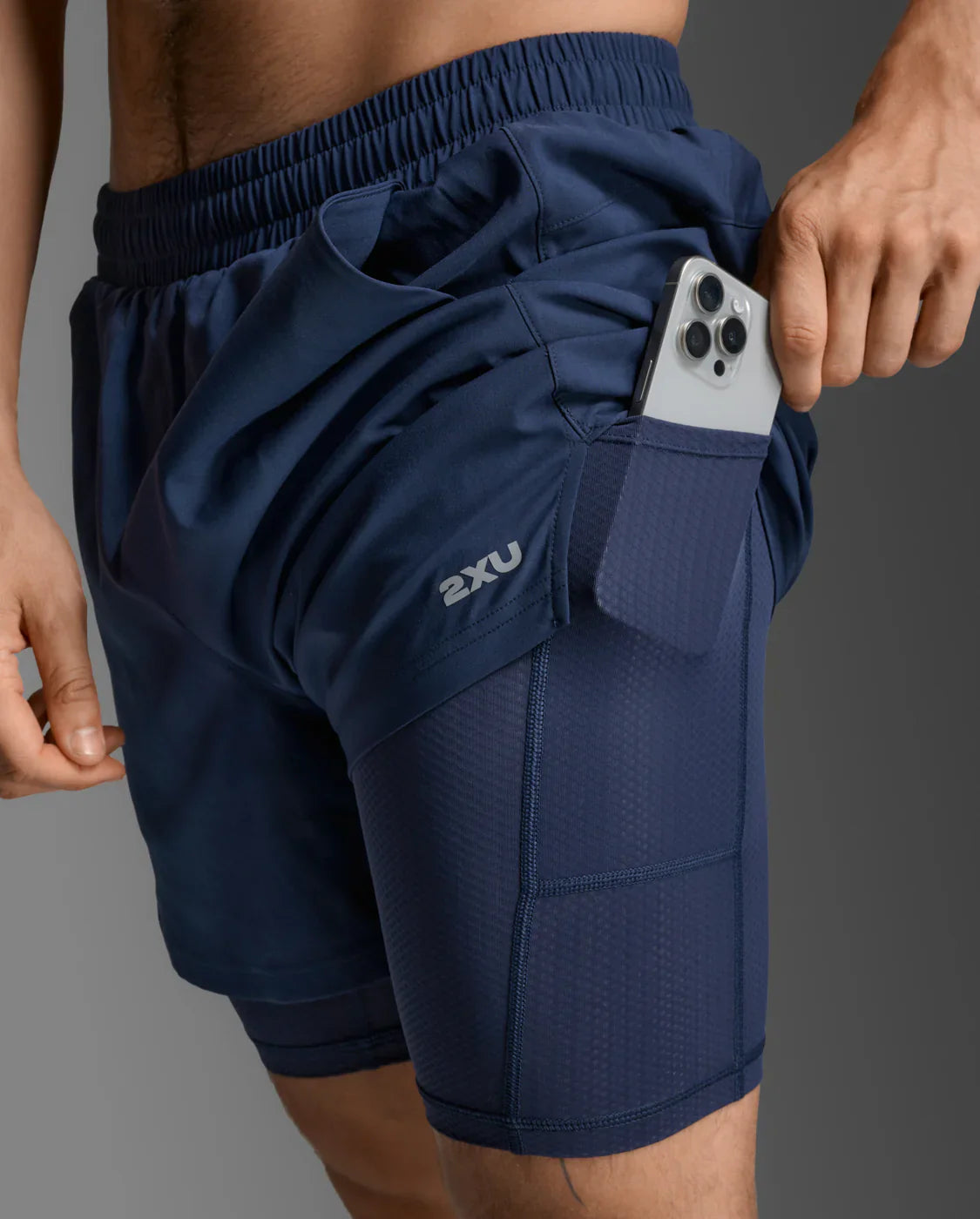 Mens Aero Mesh 2 in 1 5 inch Short