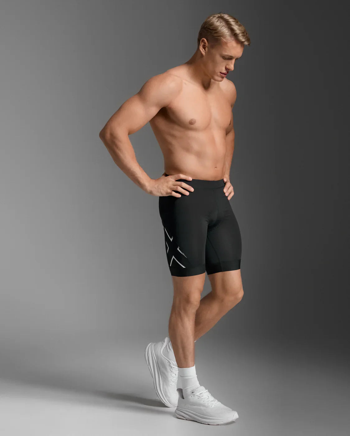 Core Tri 8 Inch Short