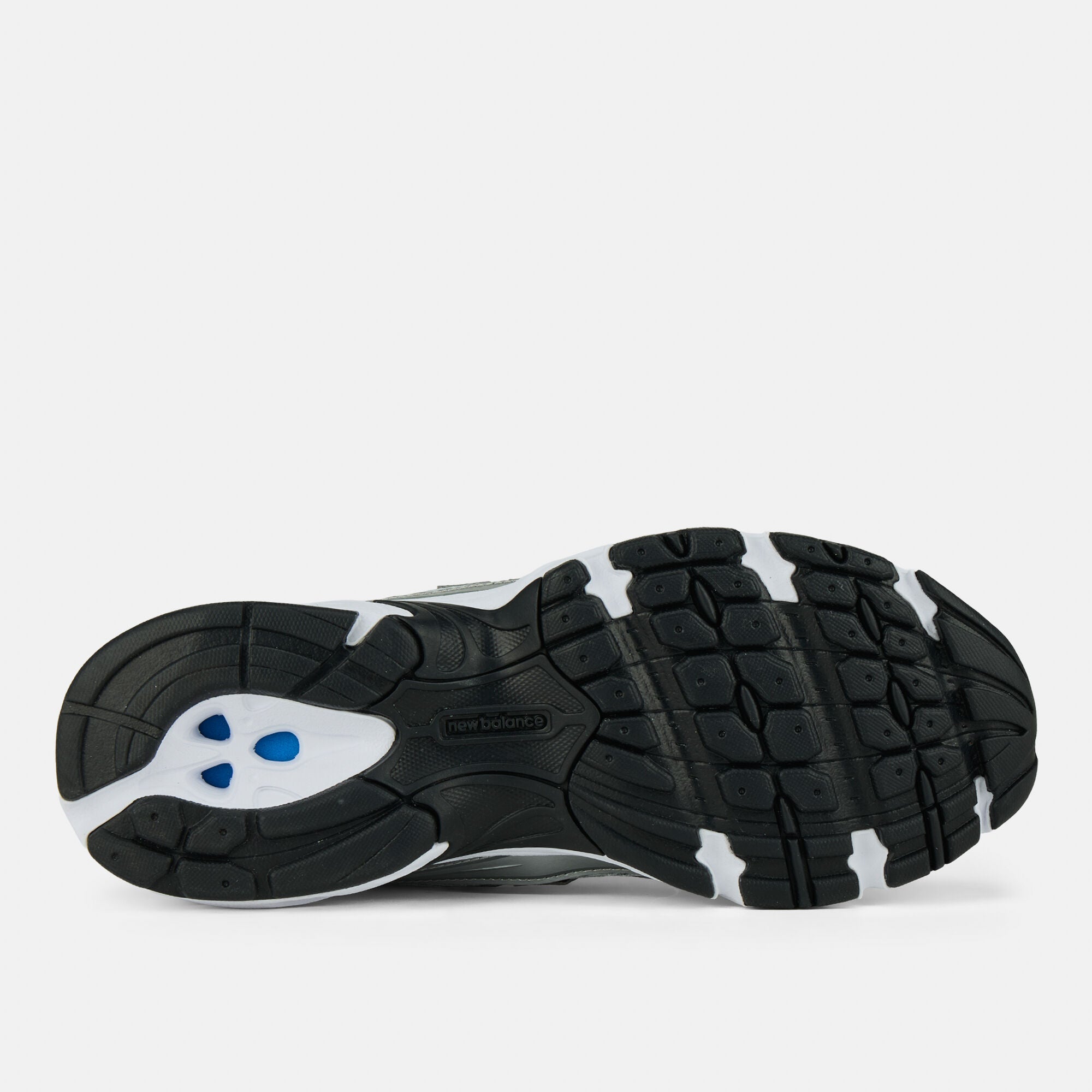 Mens 740 Shoe