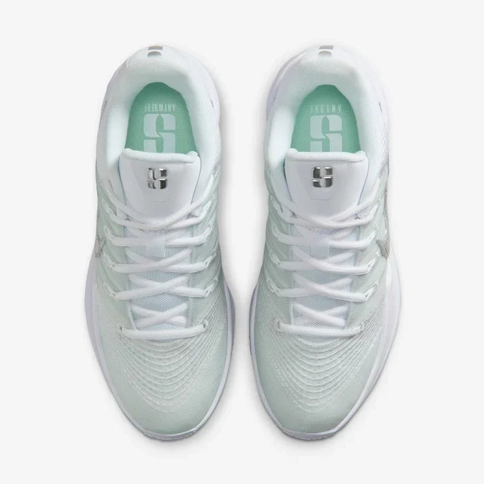 Womens Sabrina 3 Basketball Shoe