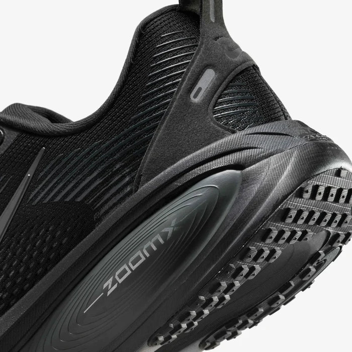 Mens Vomero 18 Running Shoe