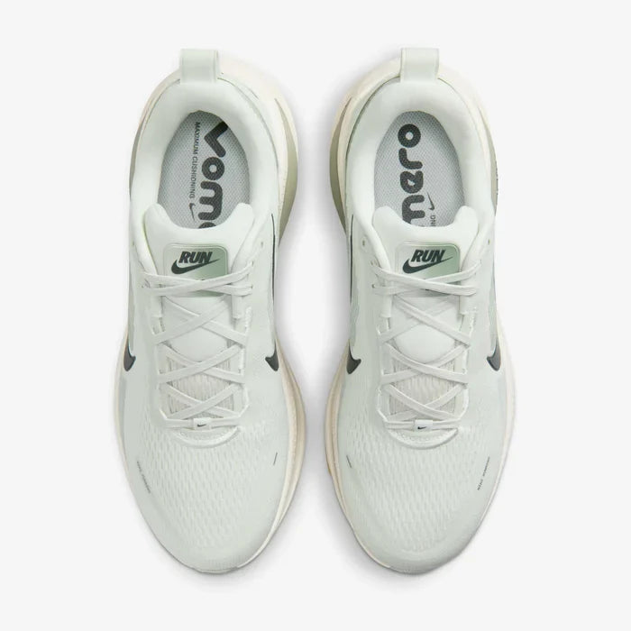 Mens Vomero 18 Running Shoe