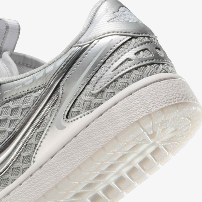 Womens Air Jordan 1 MM Low Shoe